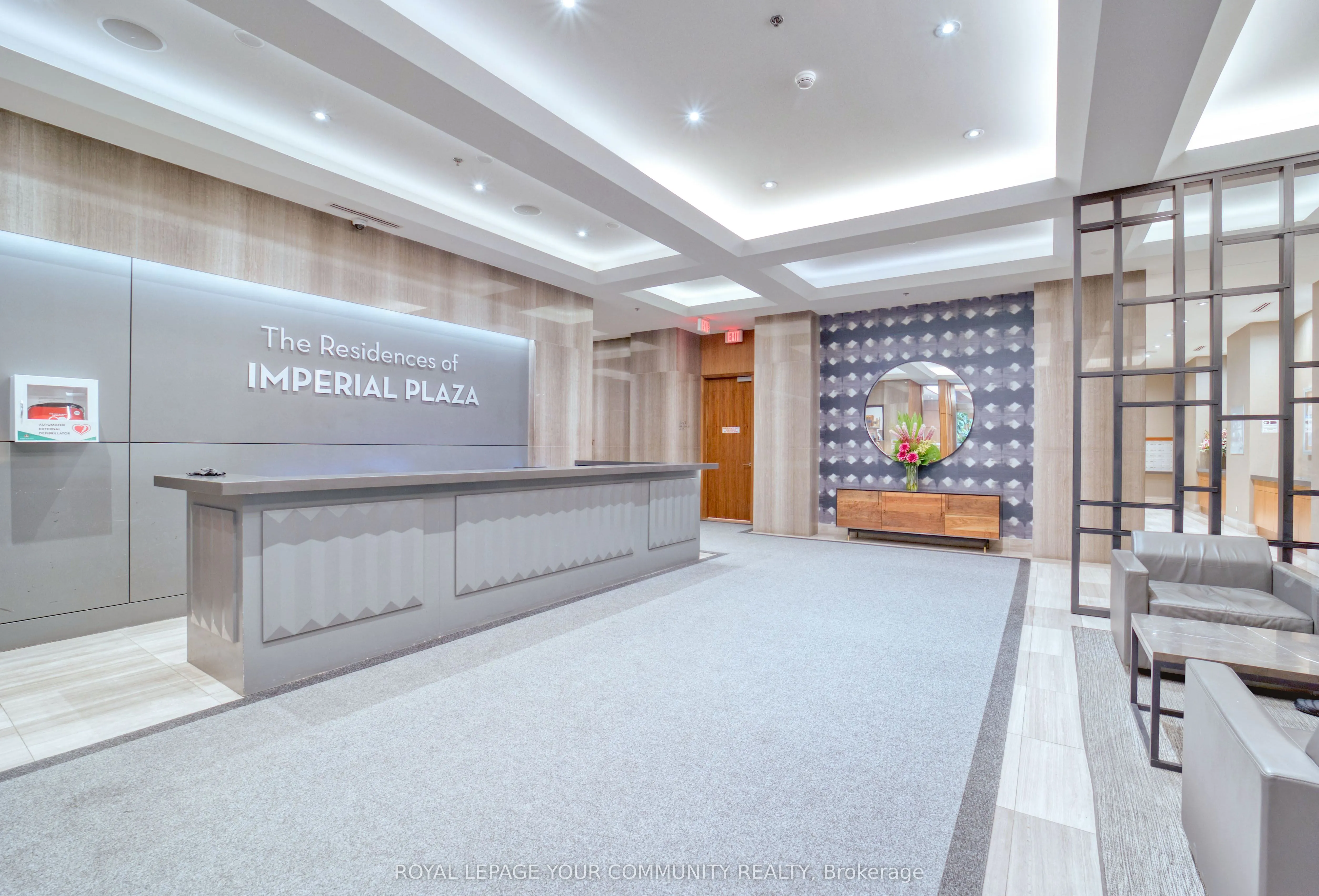 111 St Clair Avenue W, #1618