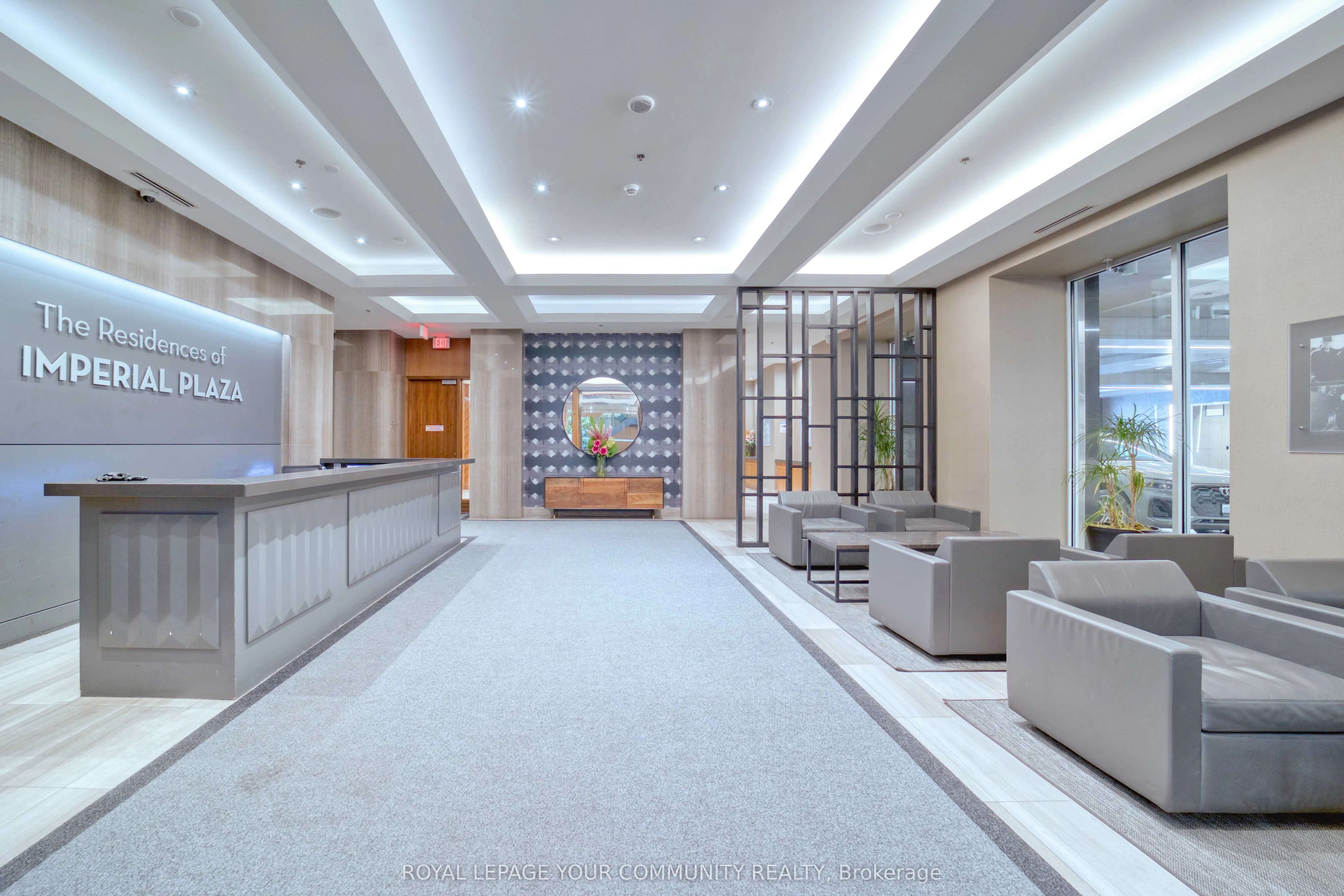 111 St Clair Avenue W, #1618