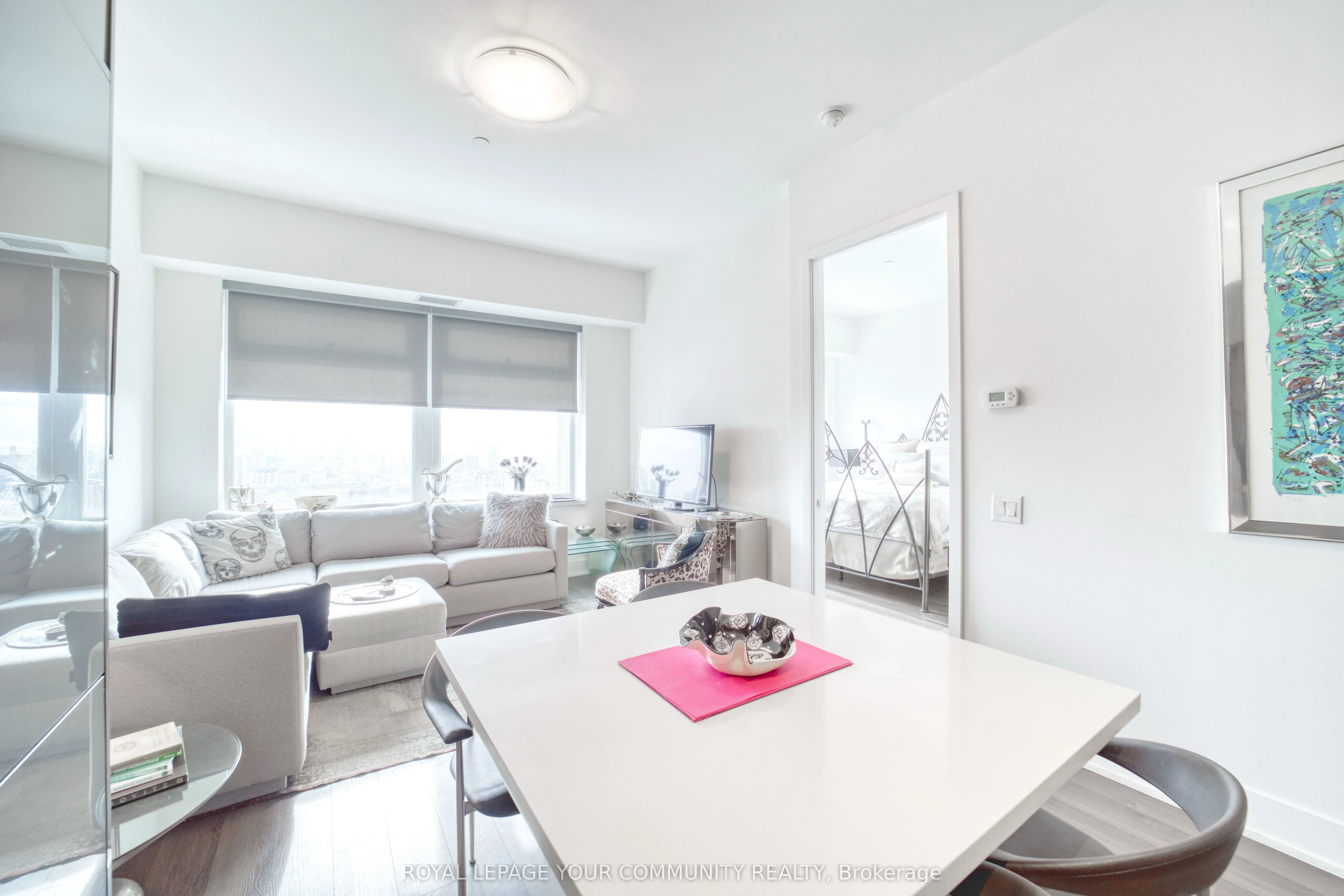 111 St Clair Avenue W, #1618