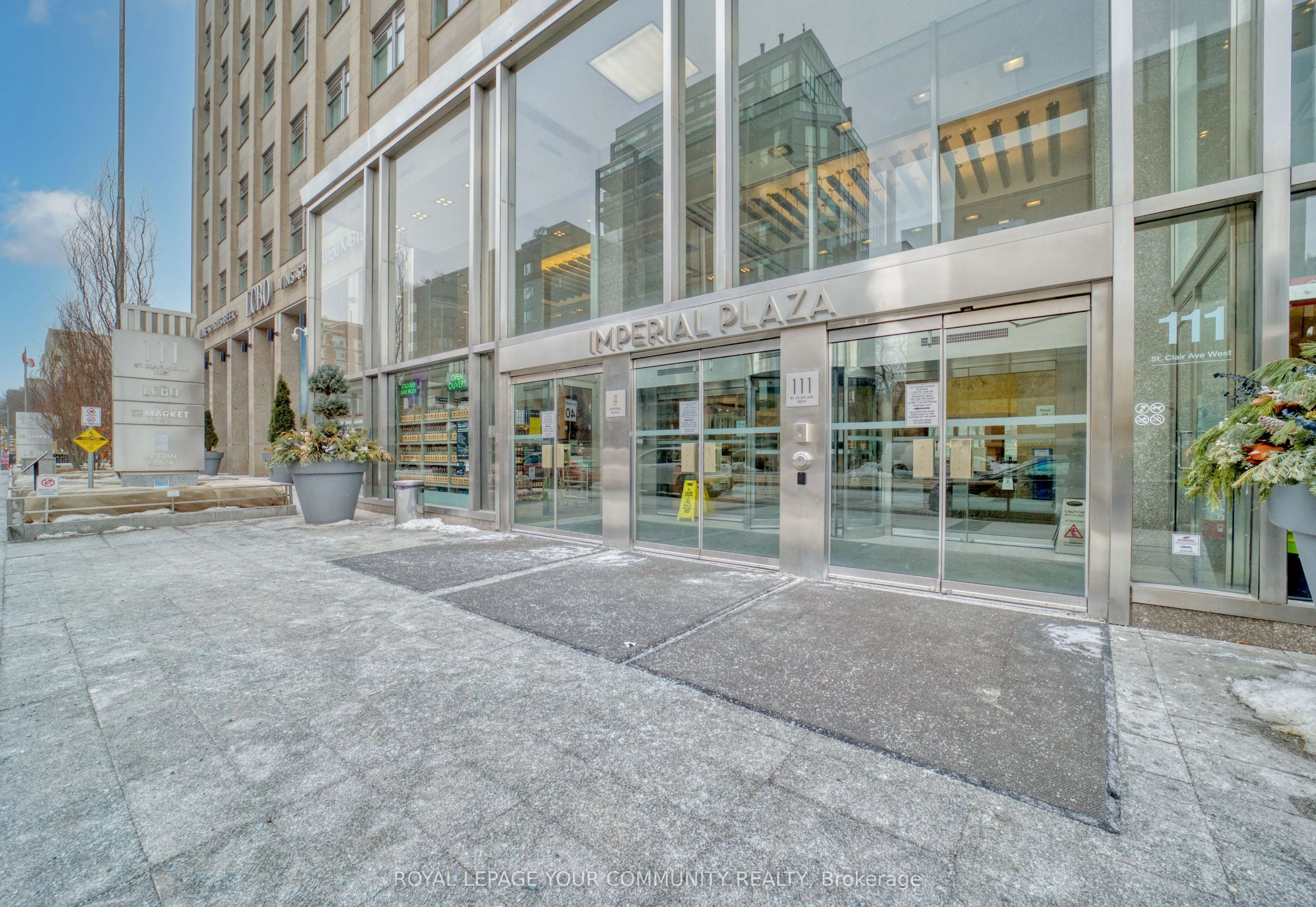 111 St Clair Avenue W, #1618