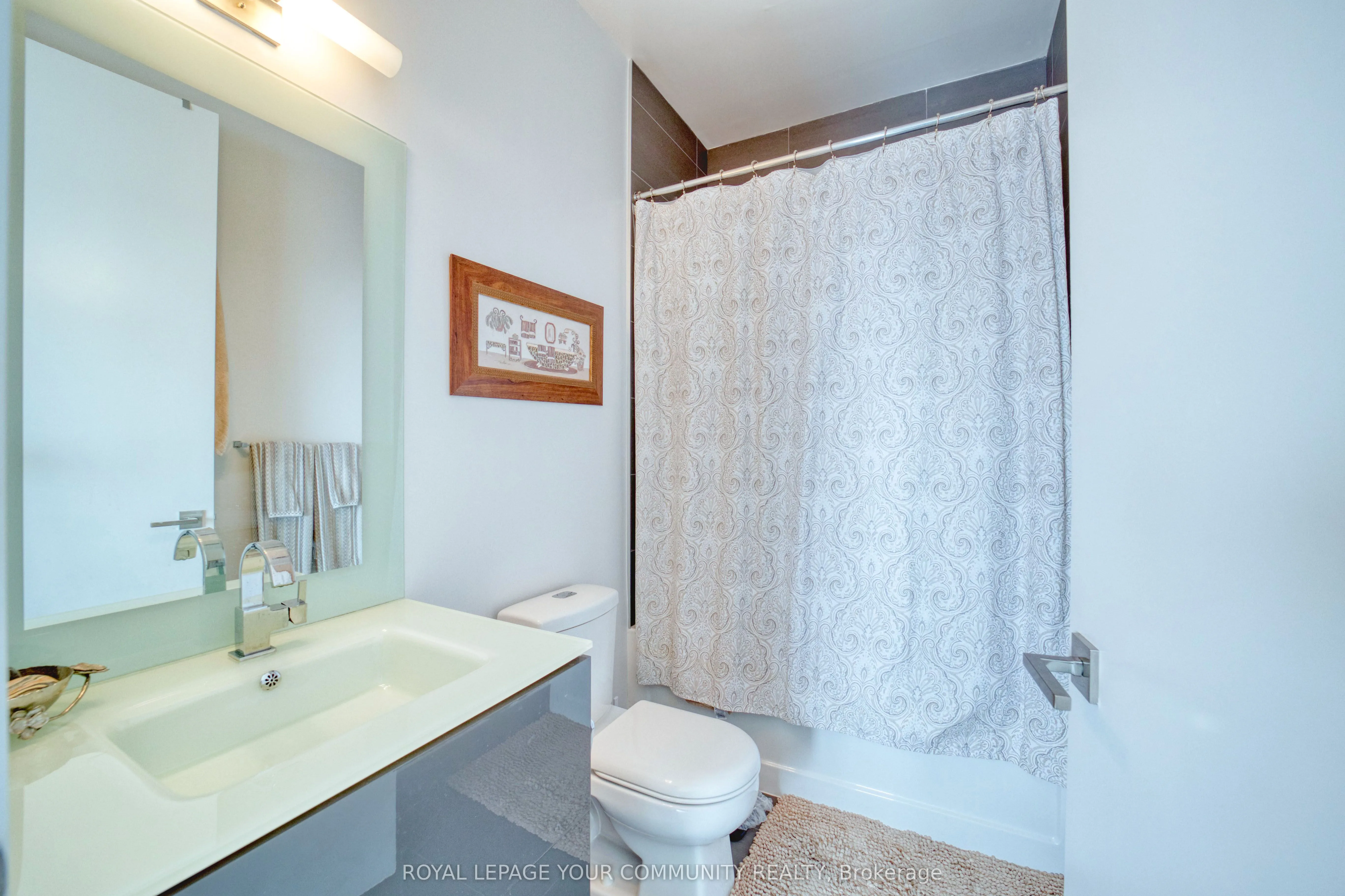 111 St Clair Avenue W, #1618