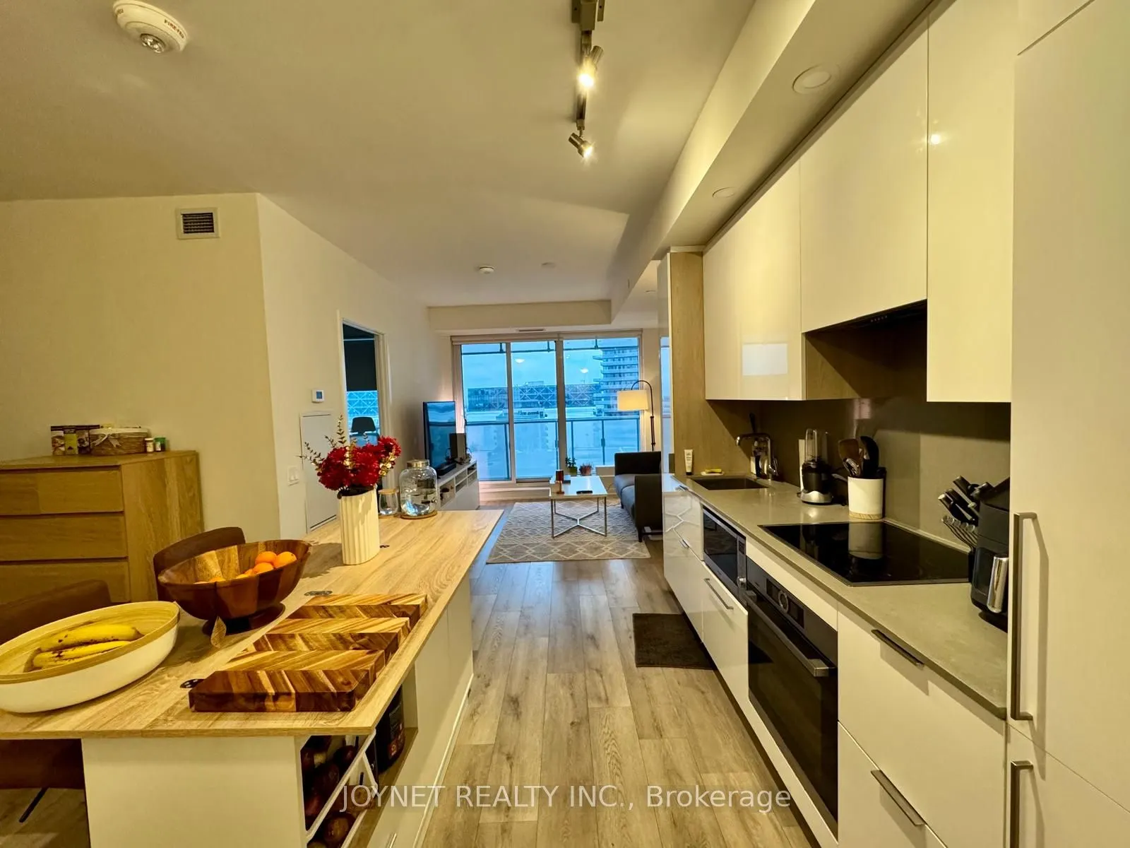 28 Freeland Street #1201
