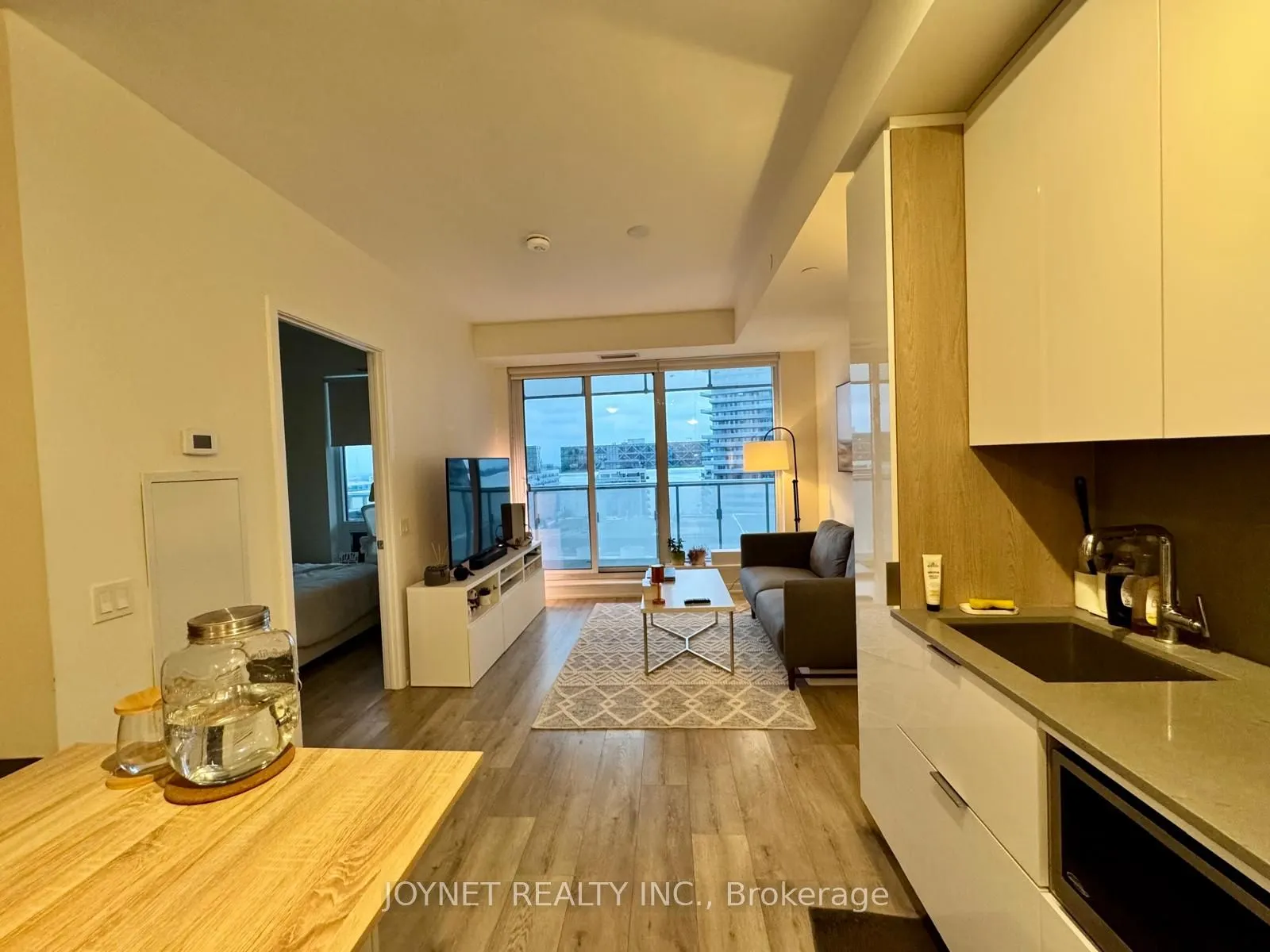 28 Freeland Street #1201