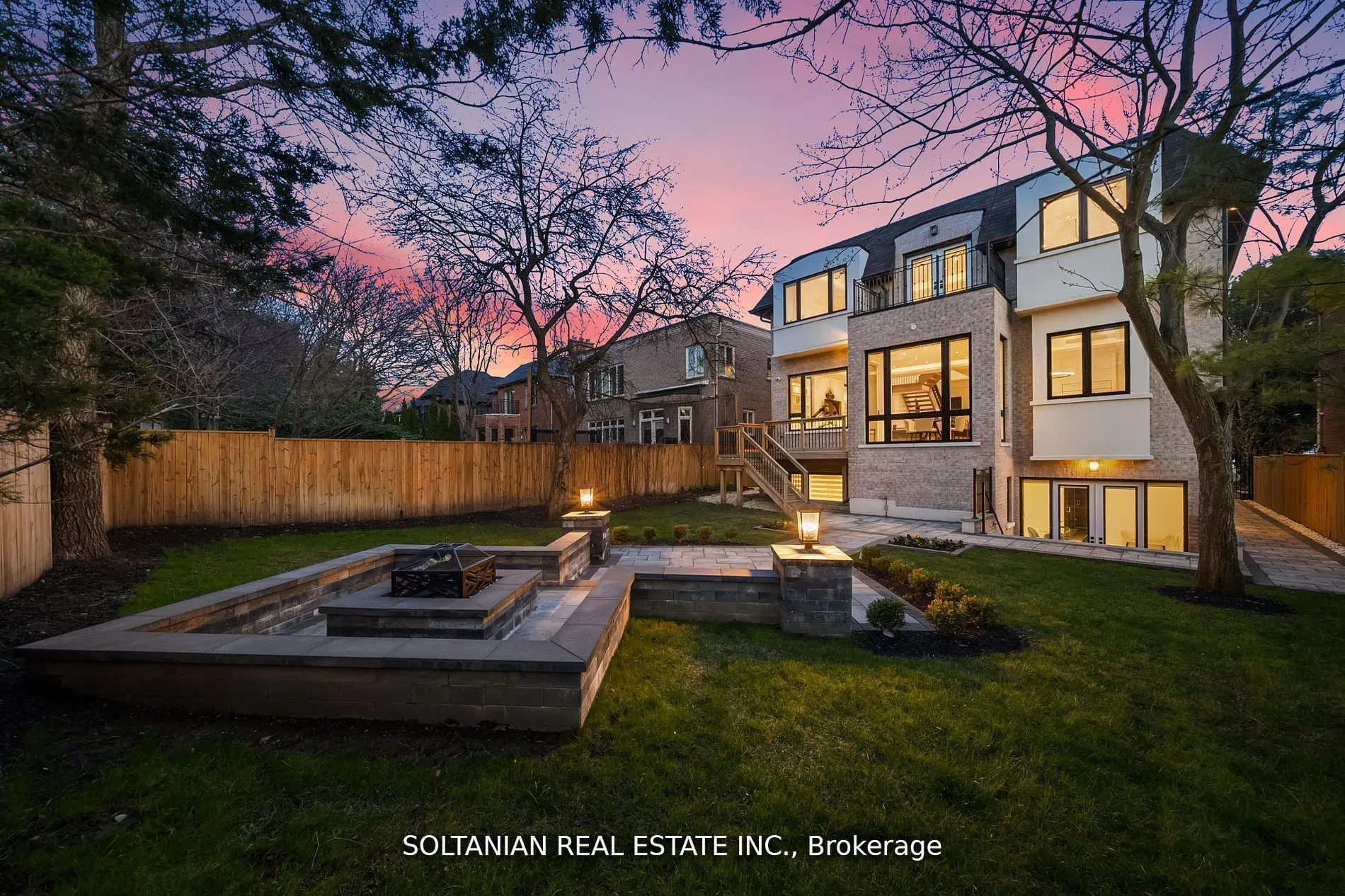 148 Munro Boulevard