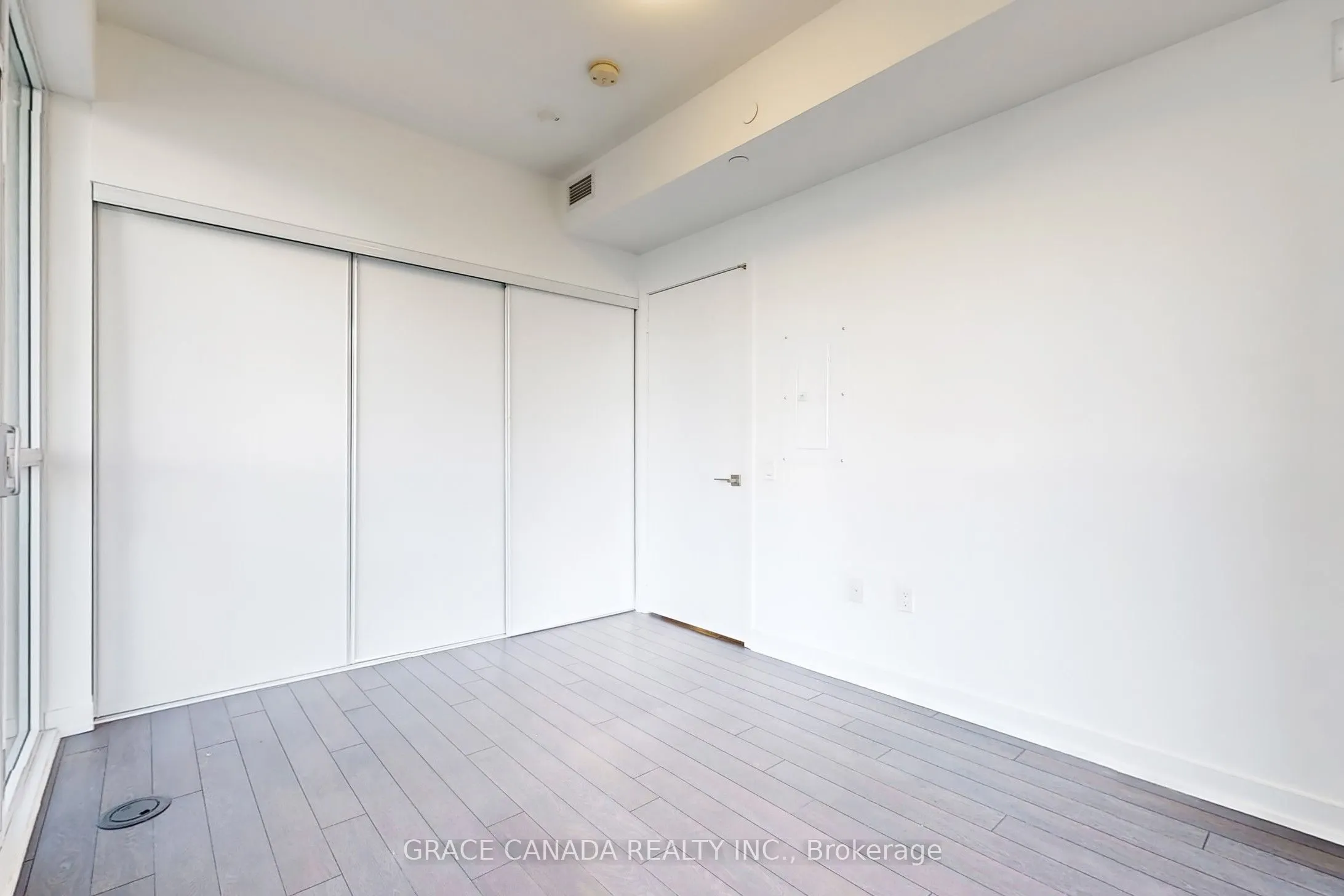 50 Ordnance Street, #2602