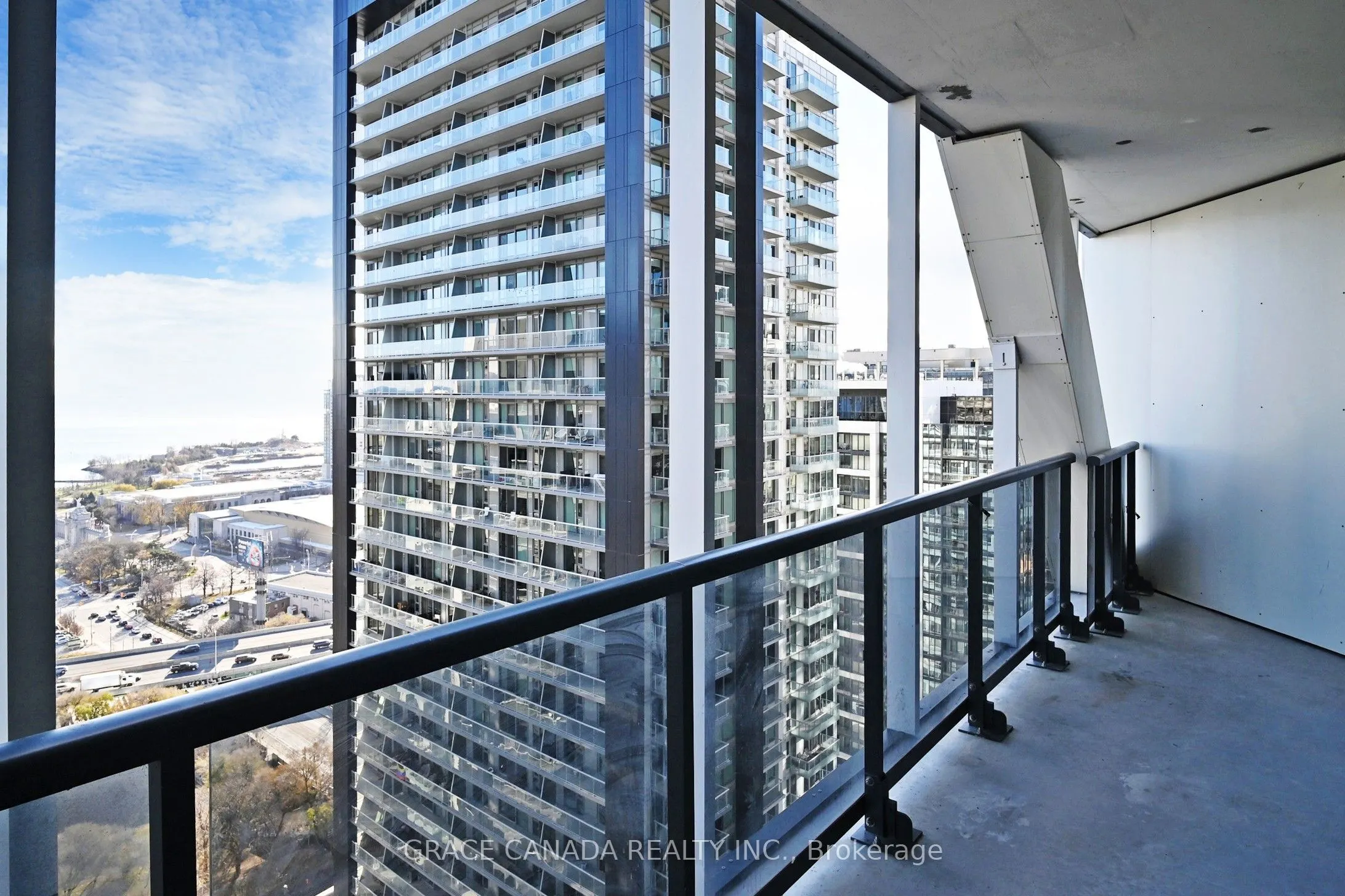 50 Ordnance Street, #2602