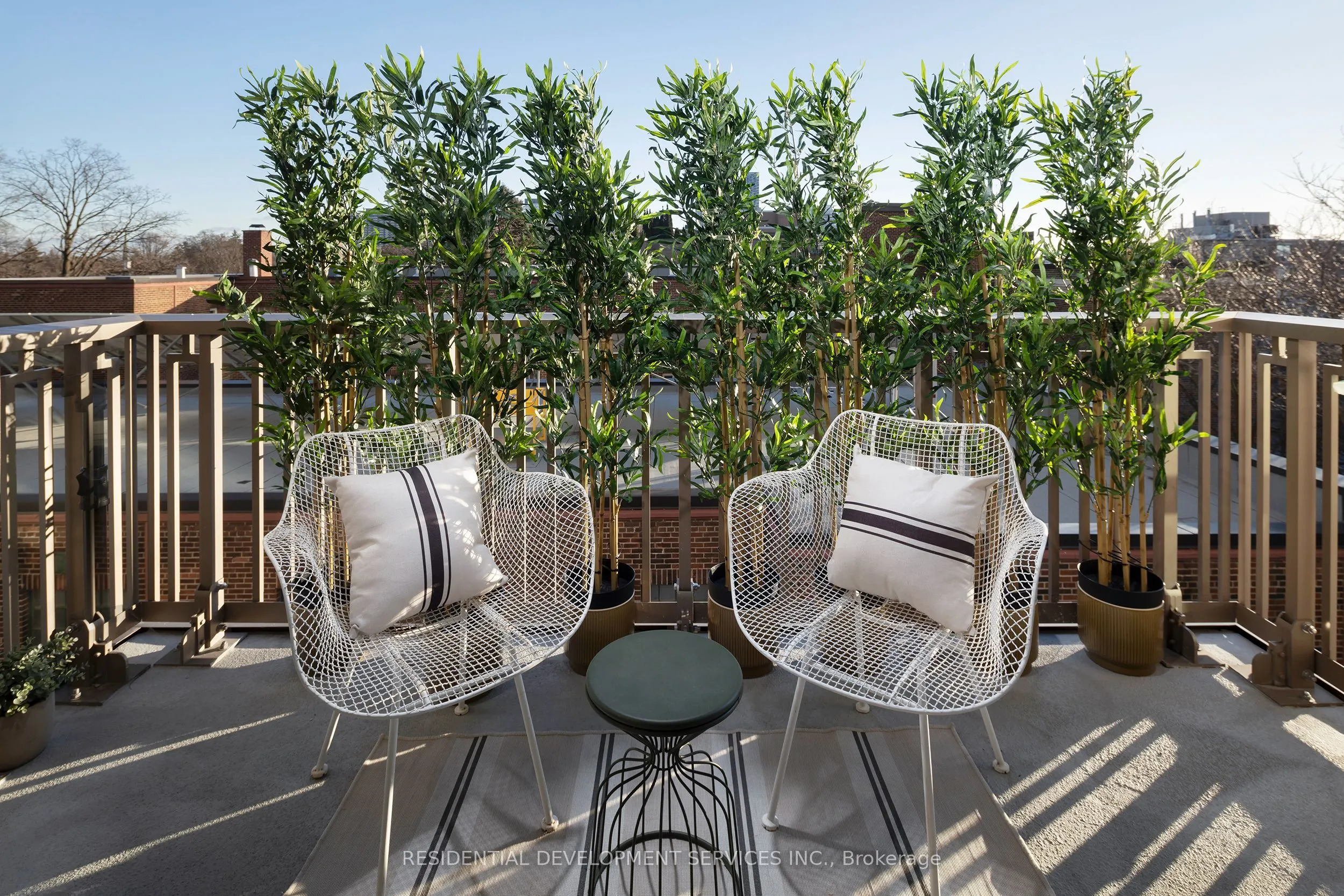 1 Strathgowan Avenue #513