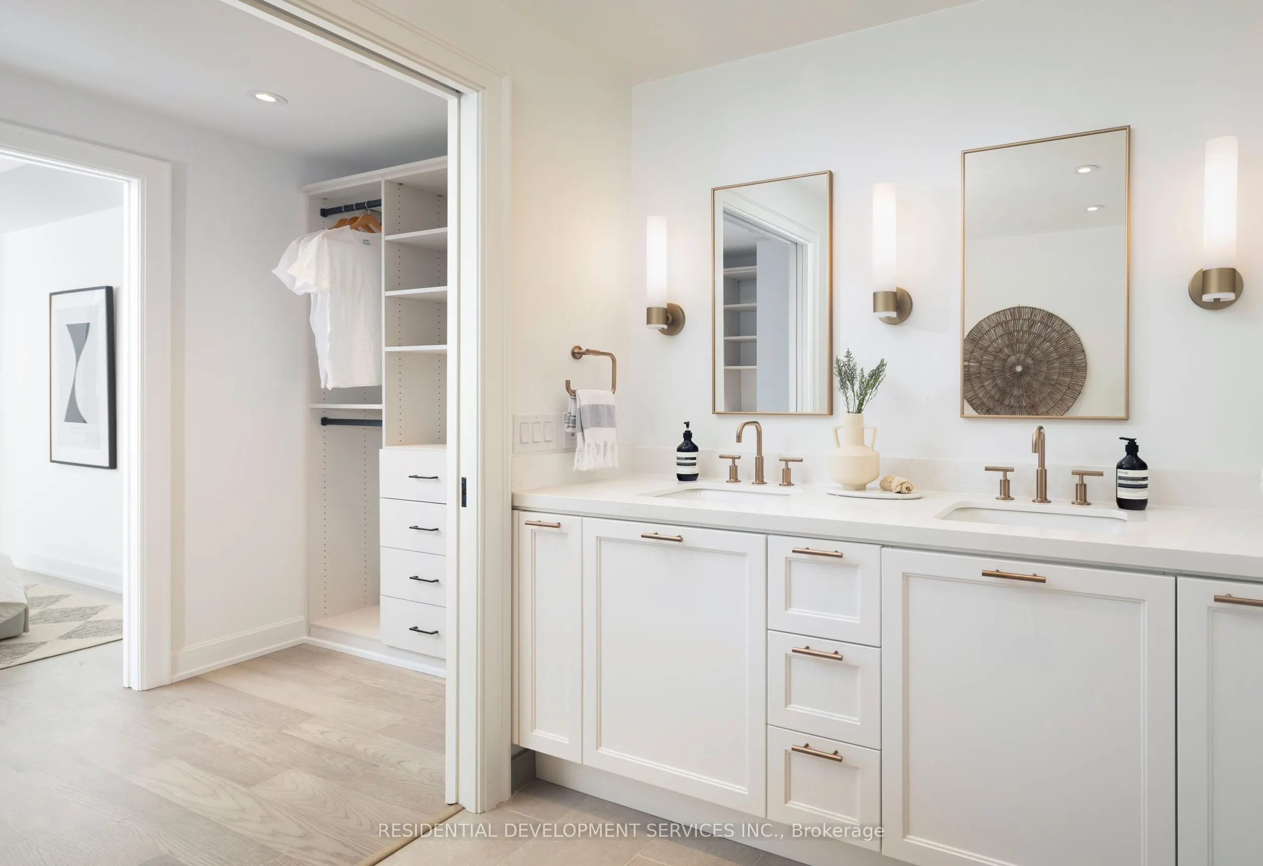 1 Strathgowan Avenue #513