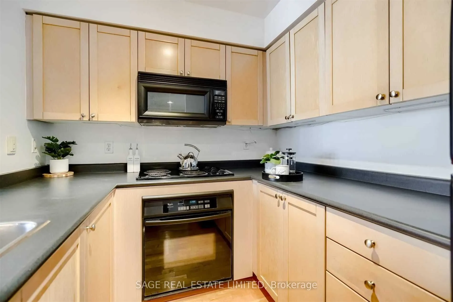 311 Richmond Street E, #605