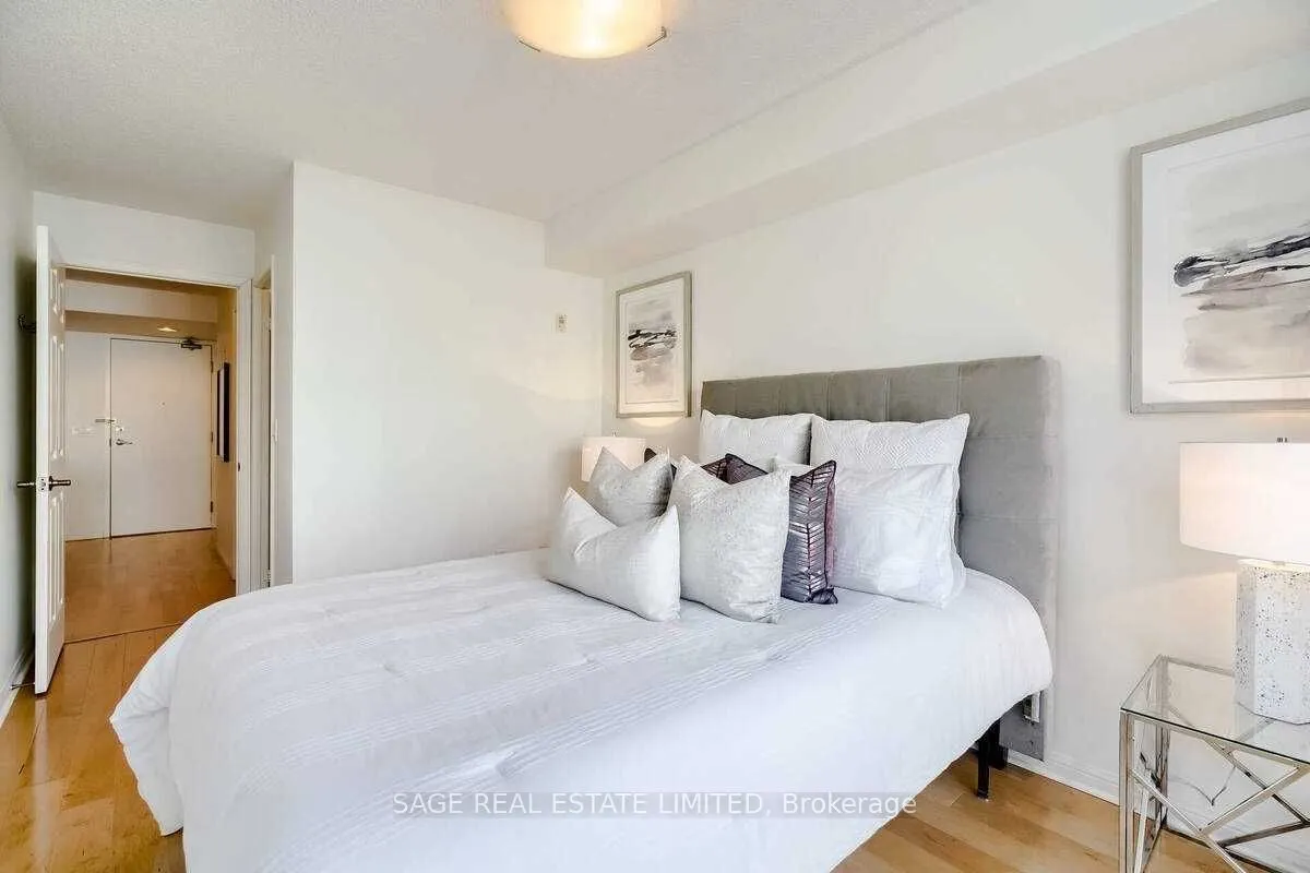 311 Richmond Street E, #605