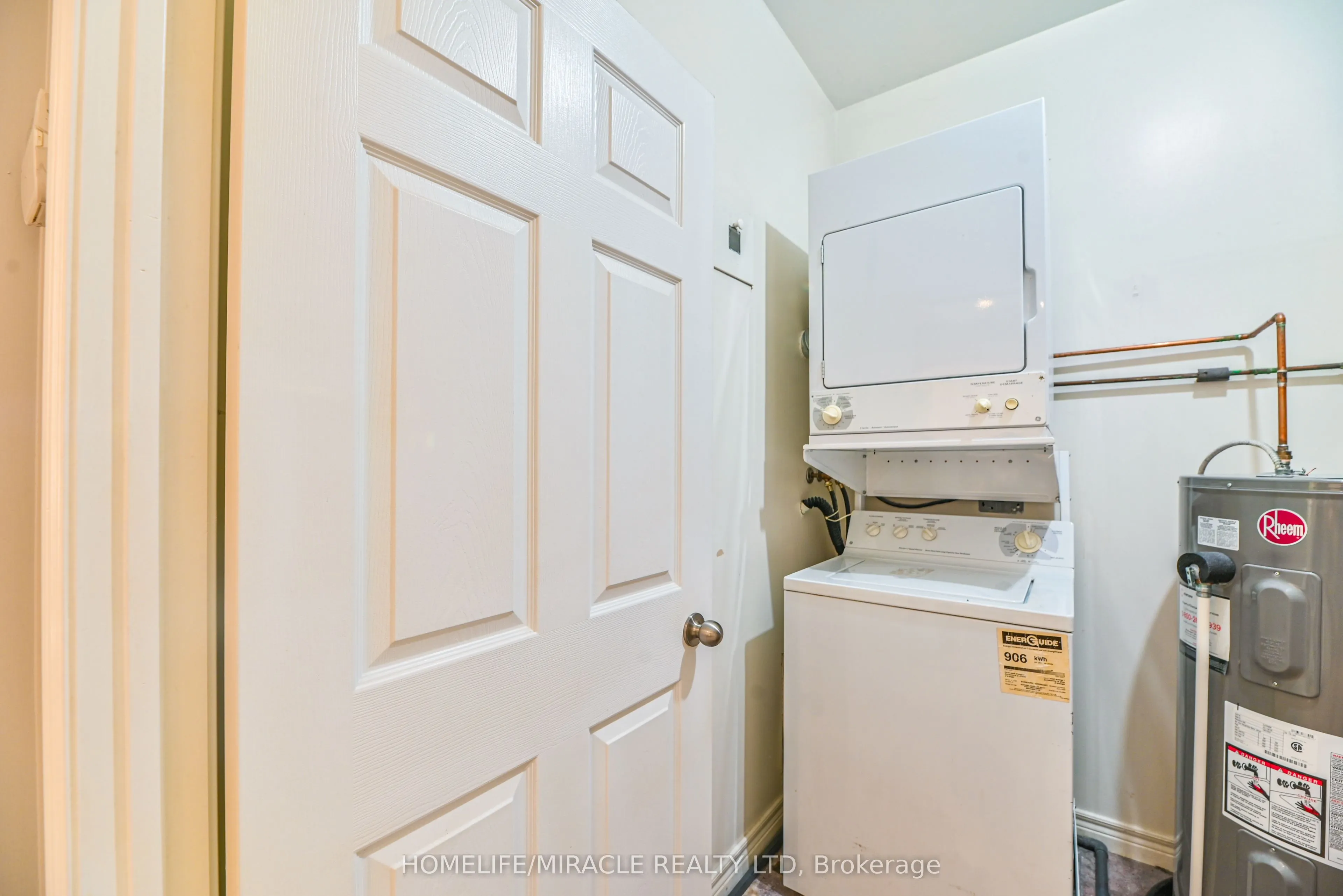 1 Leaside Park Drive, #305