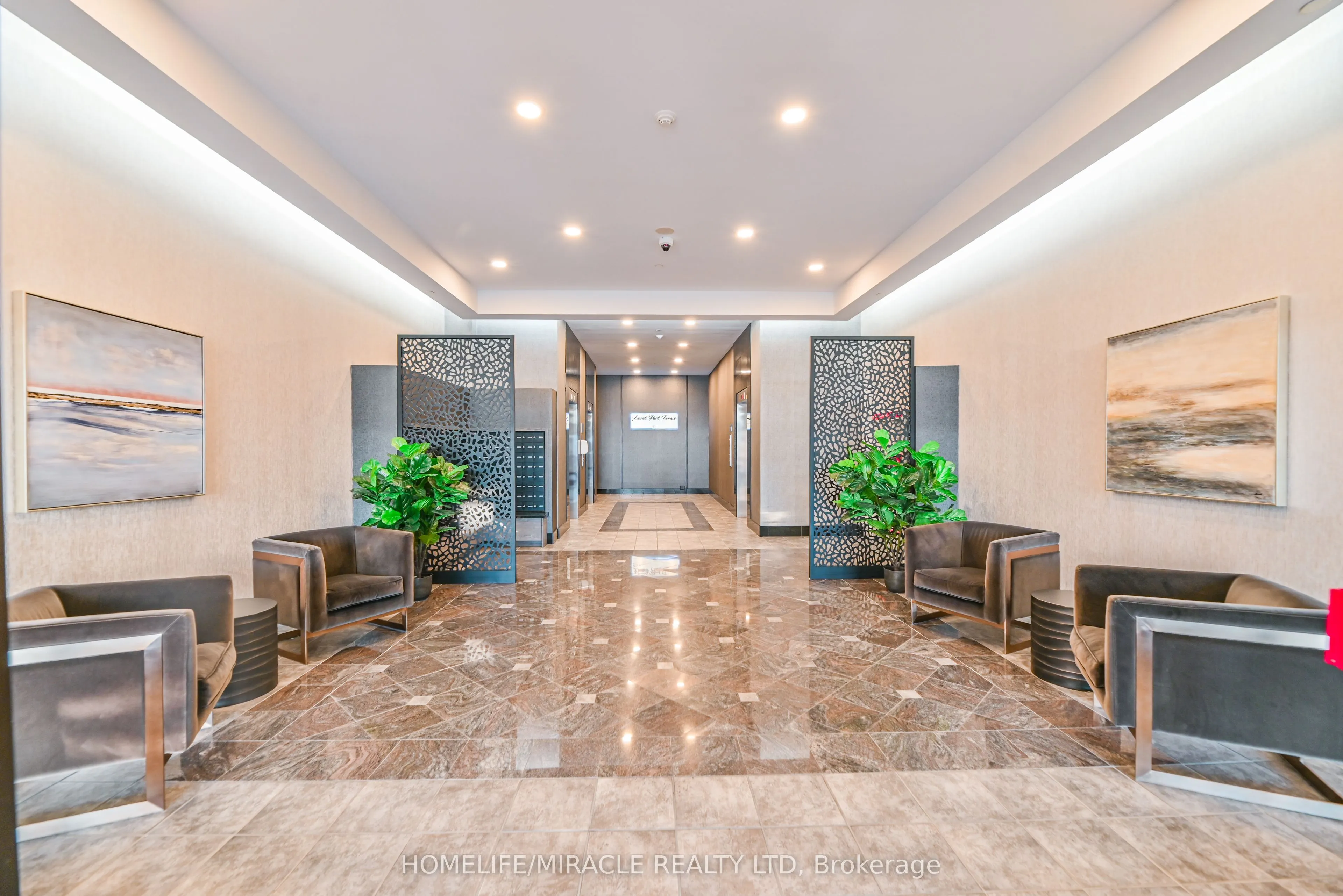 1 Leaside Park Drive, #305