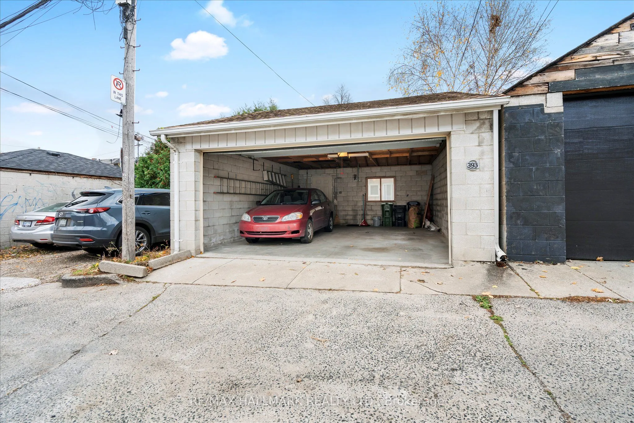 393 Ossington Avenue