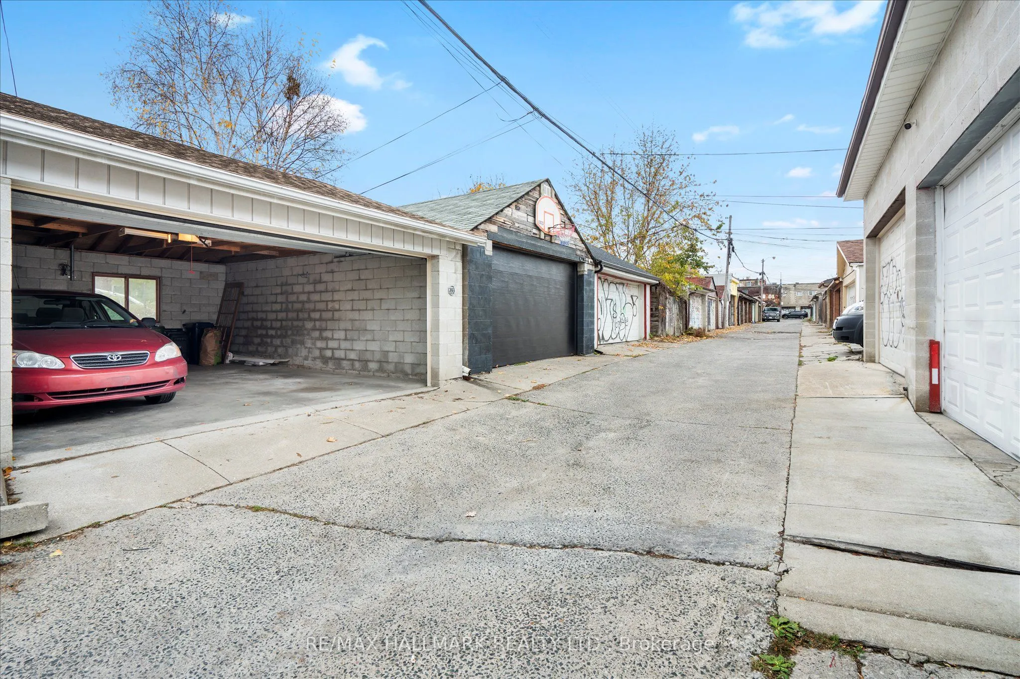 393 Ossington Avenue