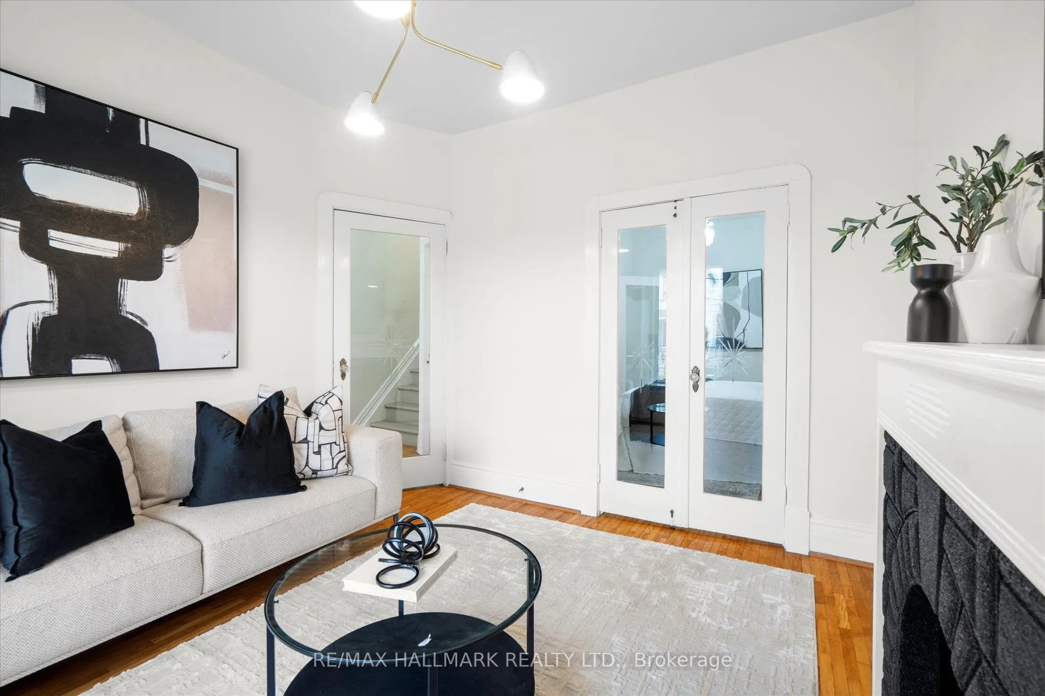 393 Ossington Avenue