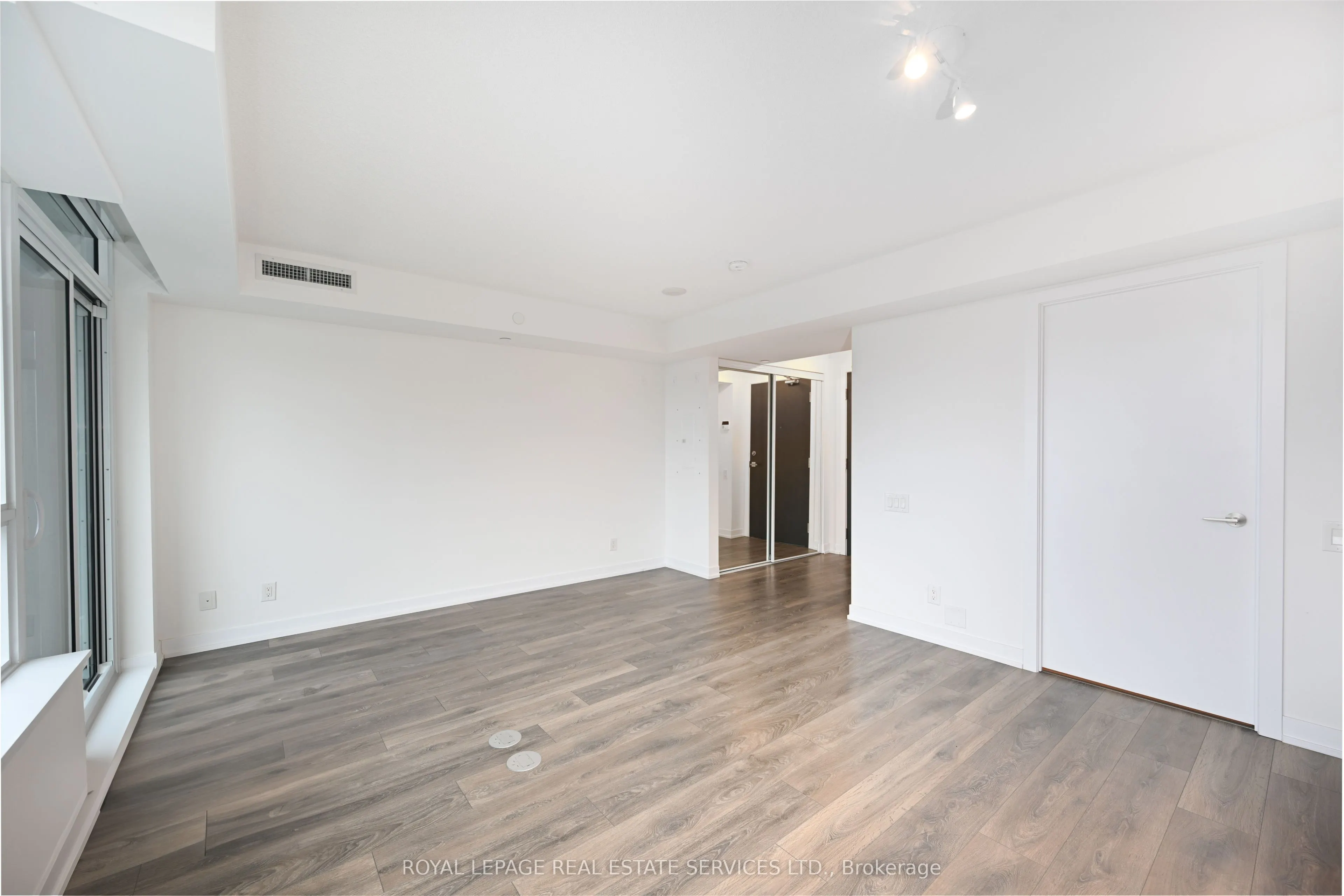 365 Church Street, #808