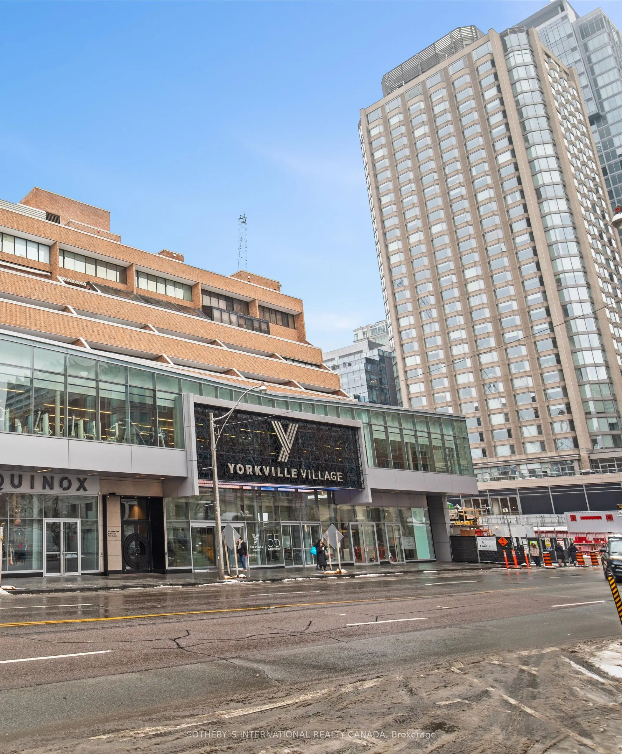 55A Avenue Road #408