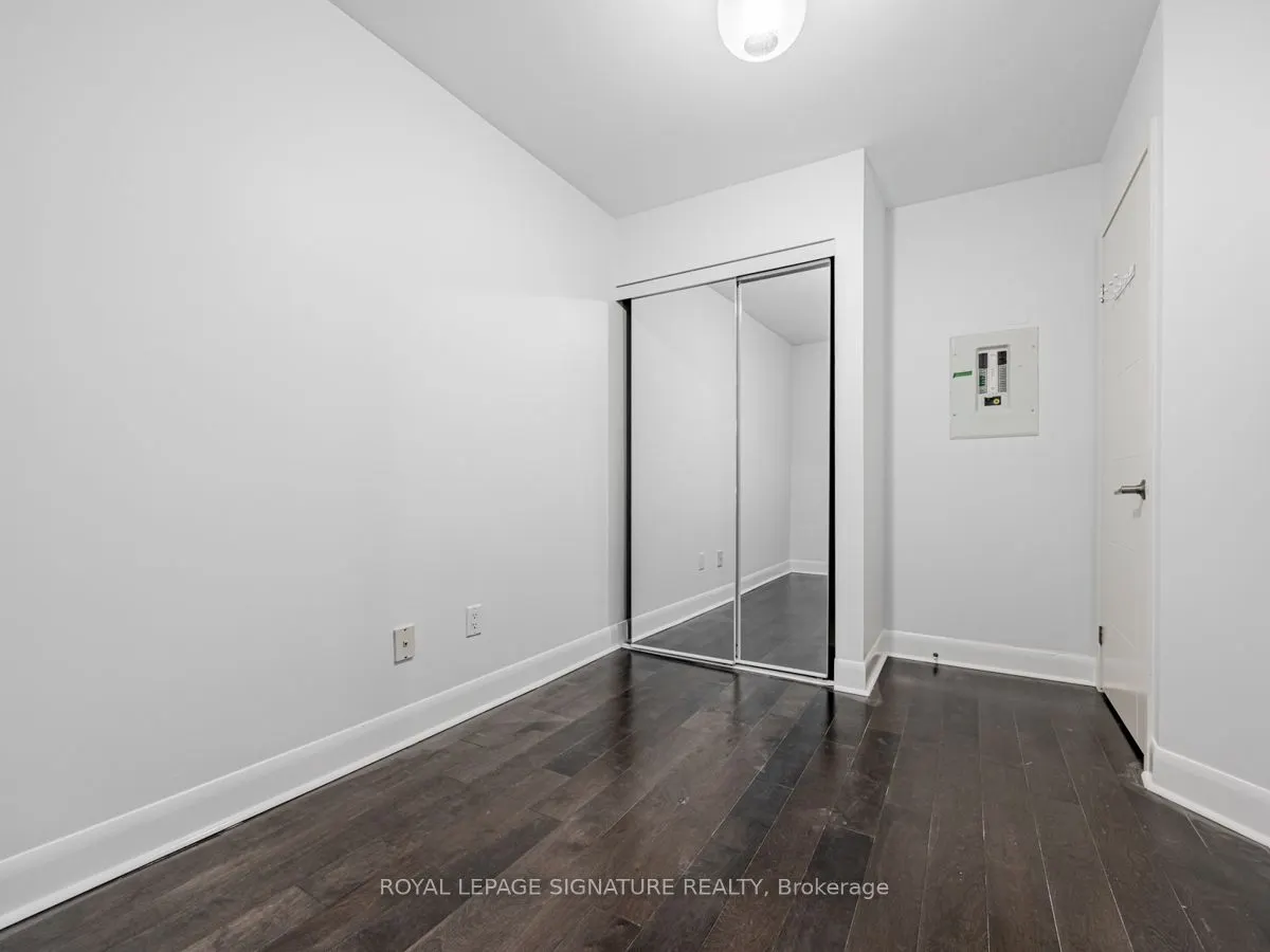 415 Jarvis Street, #401