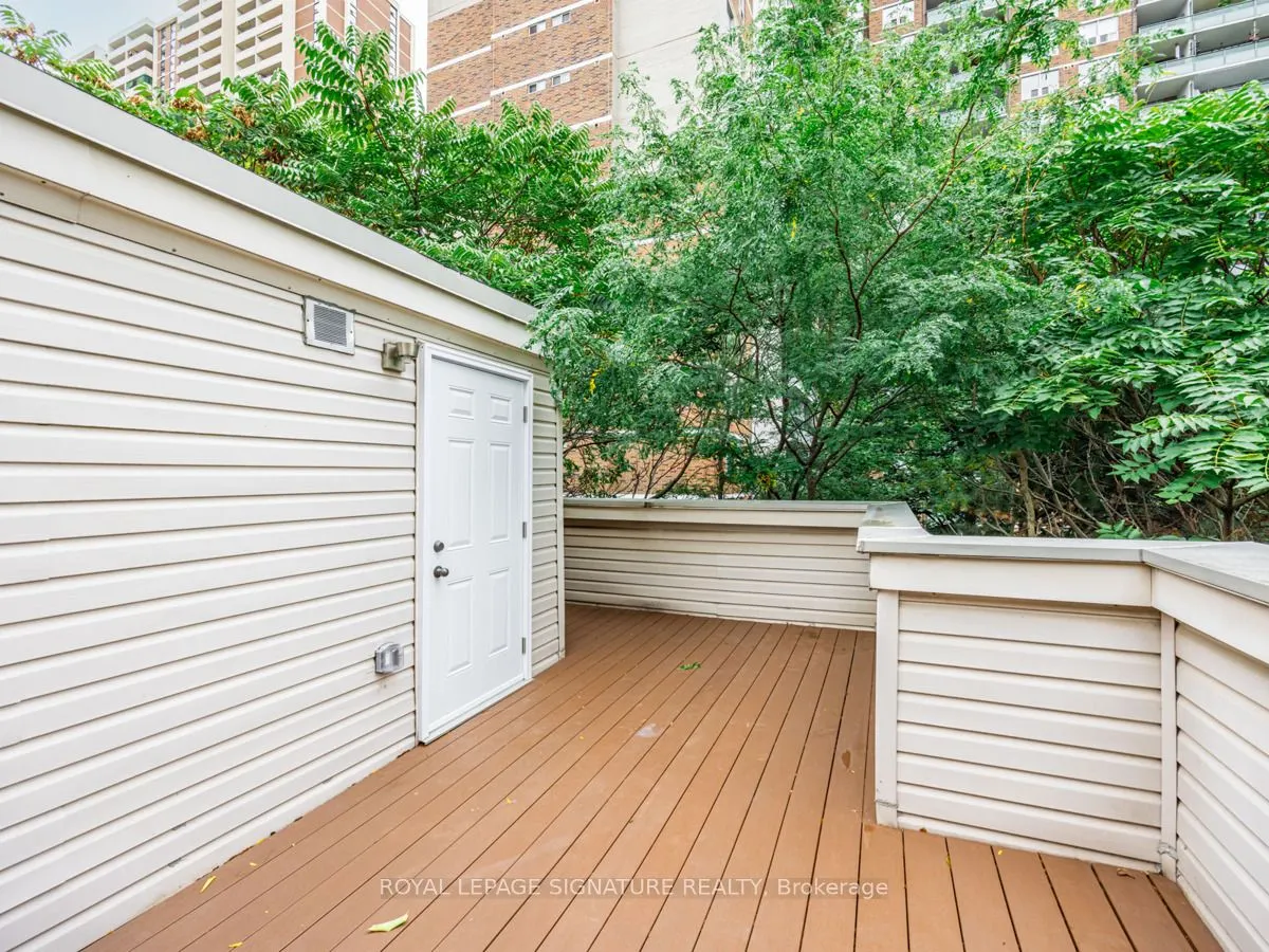 415 Jarvis Street, #401