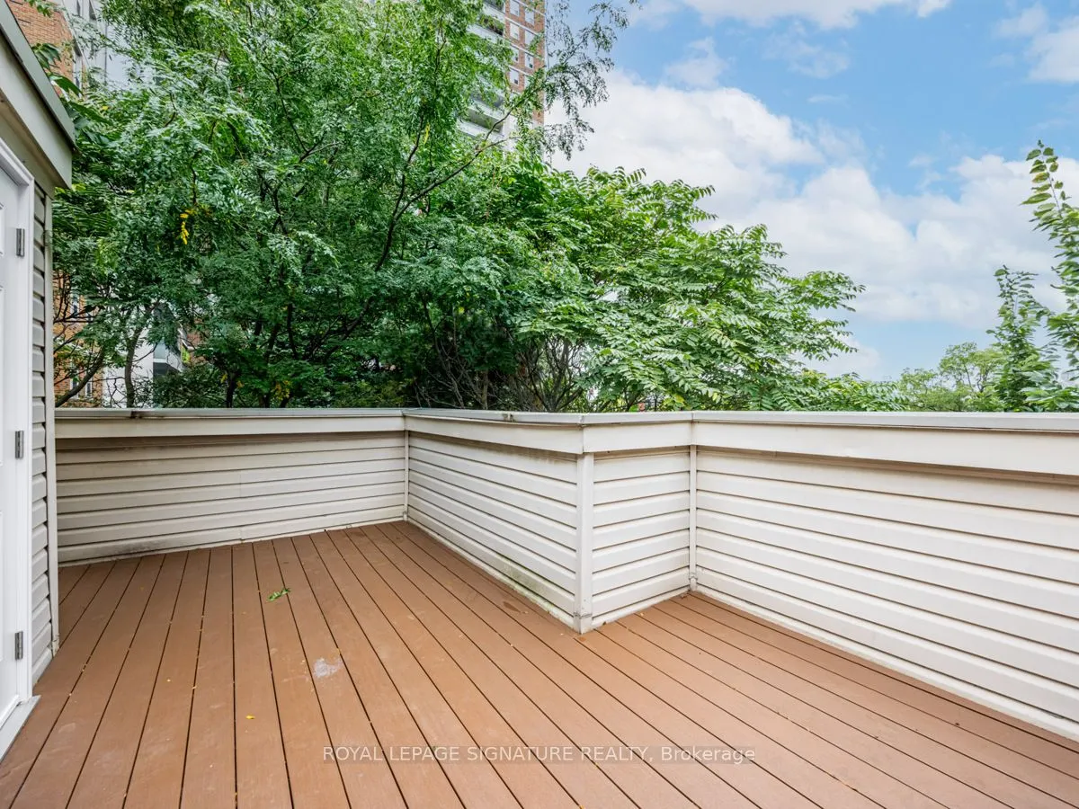 415 Jarvis Street, #401