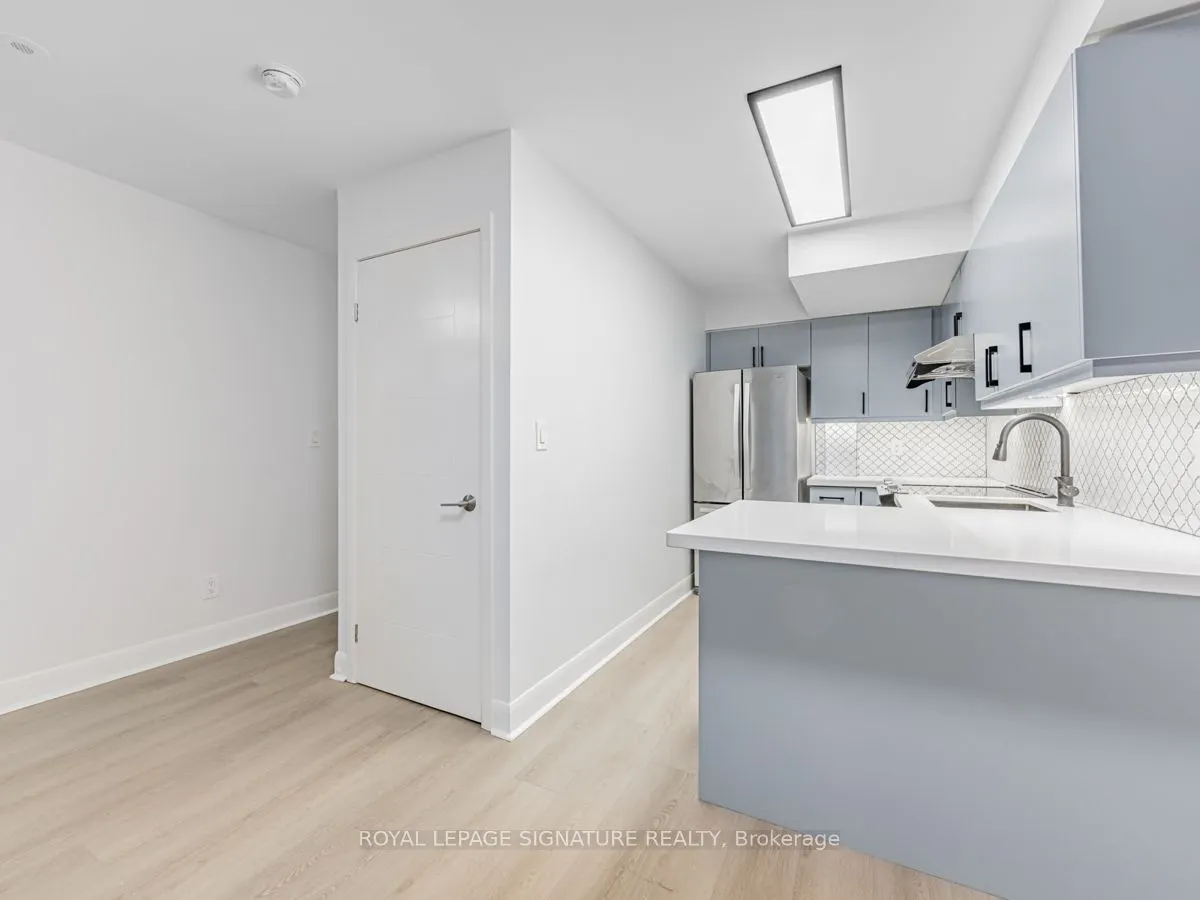 415 Jarvis Street, #401