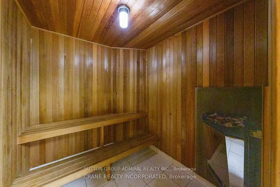 270 Queens Quay Boulevard W, #801