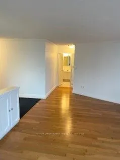 270 Queens Quay Boulevard W, #801