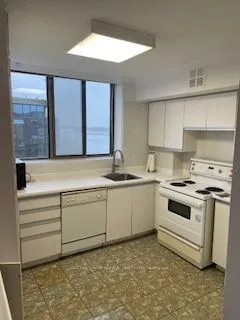 270 Queens Quay Boulevard W, #801