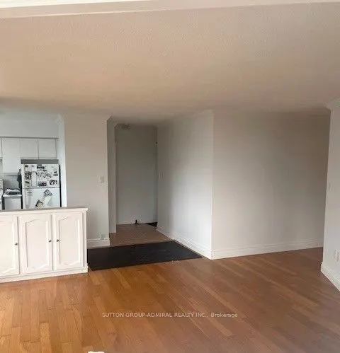 270 Queens Quay Boulevard W, #801