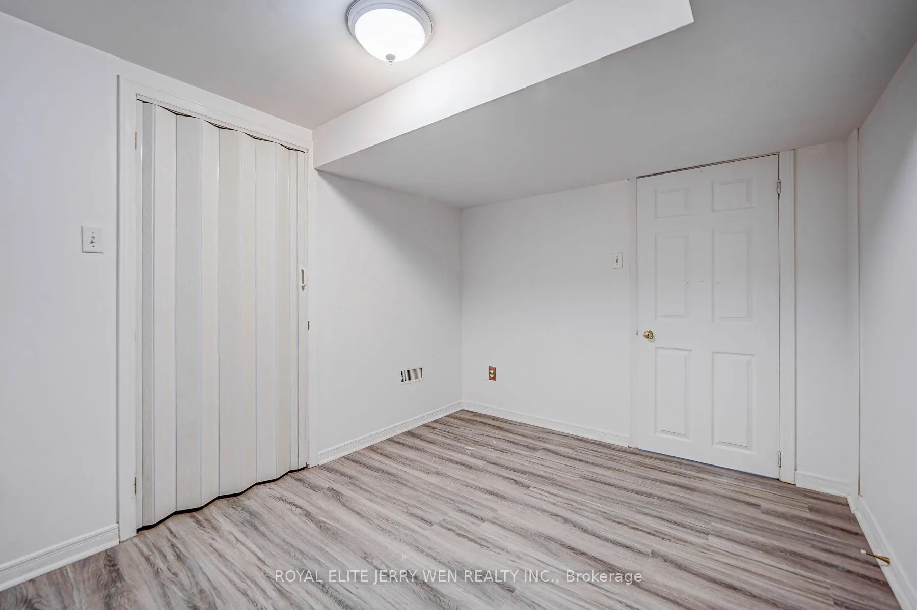 171 Lawrence Avenue W #basemt