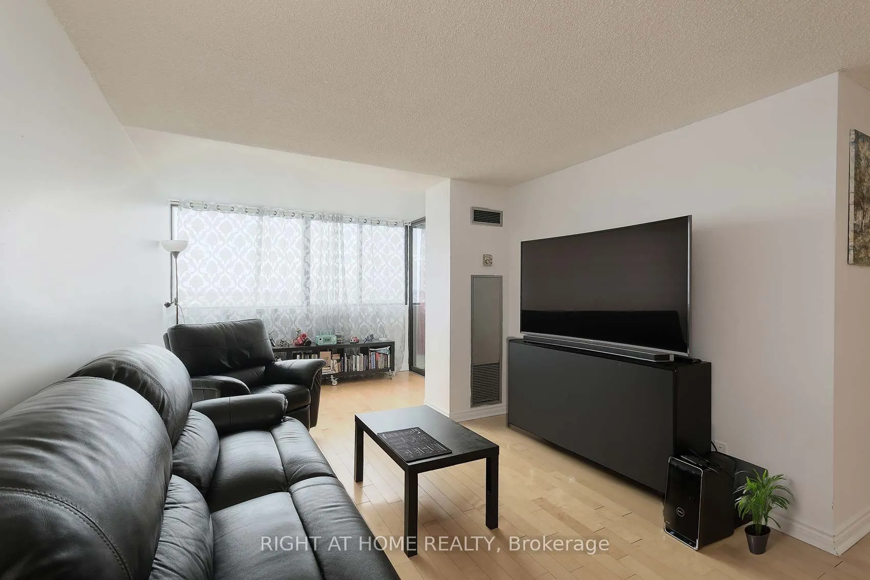 133 Torresdale Avenue #2205