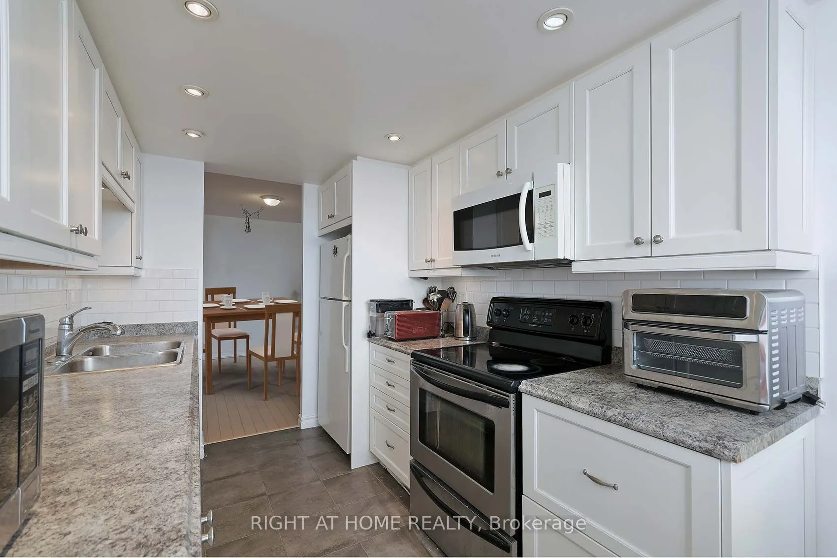133 Torresdale Avenue #2205