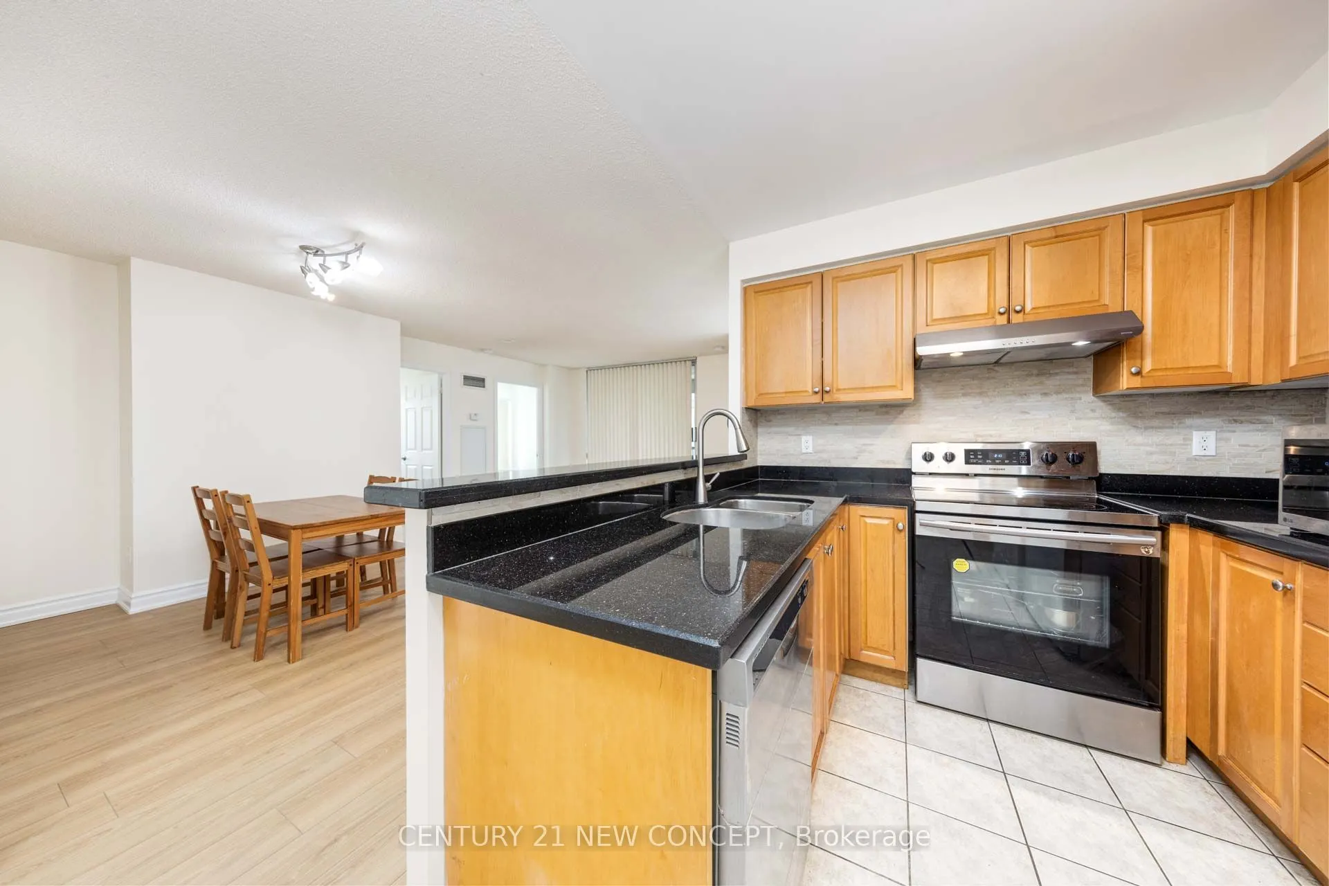 7 Lorraine Drive #1703