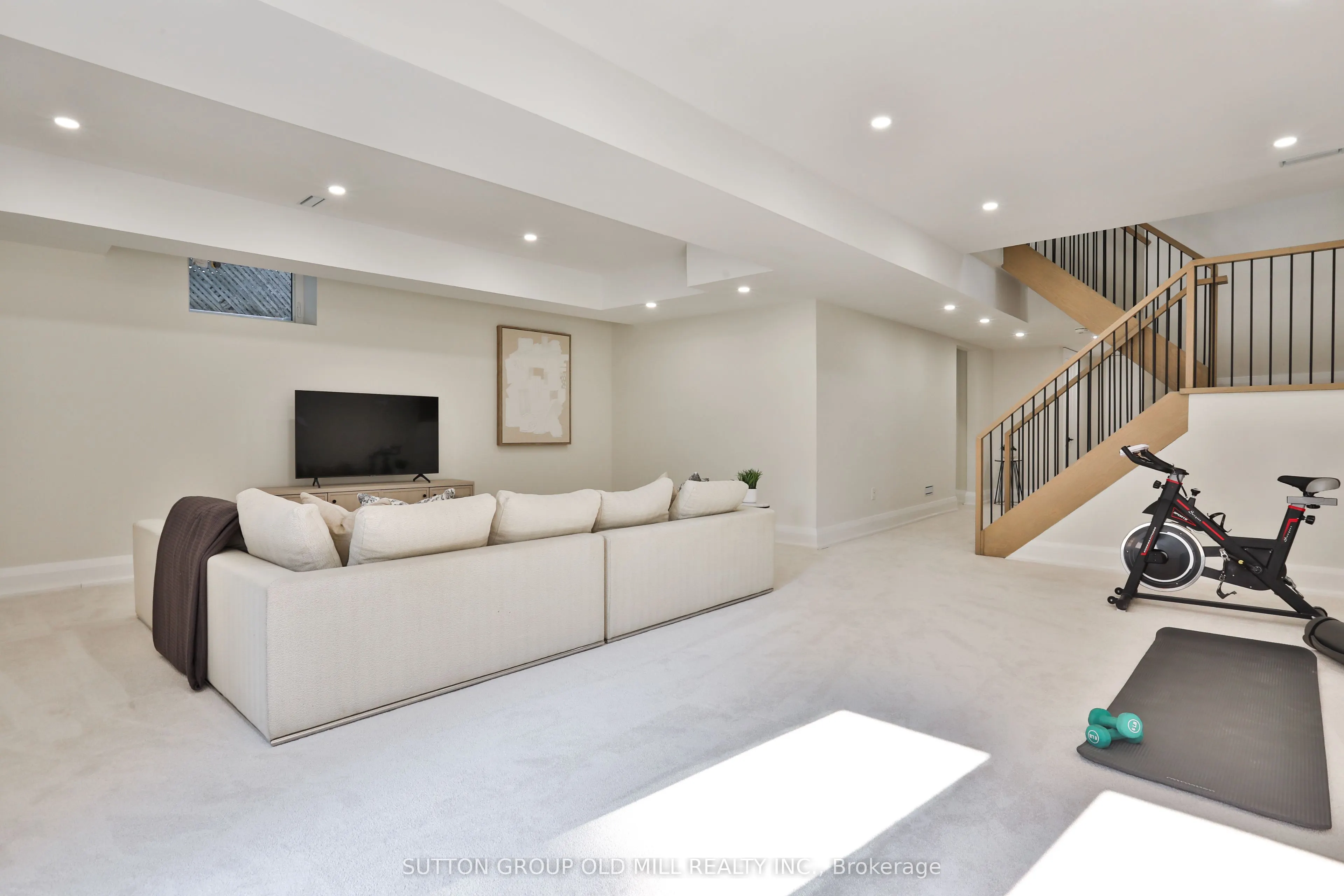 303 Ridley Boulevard