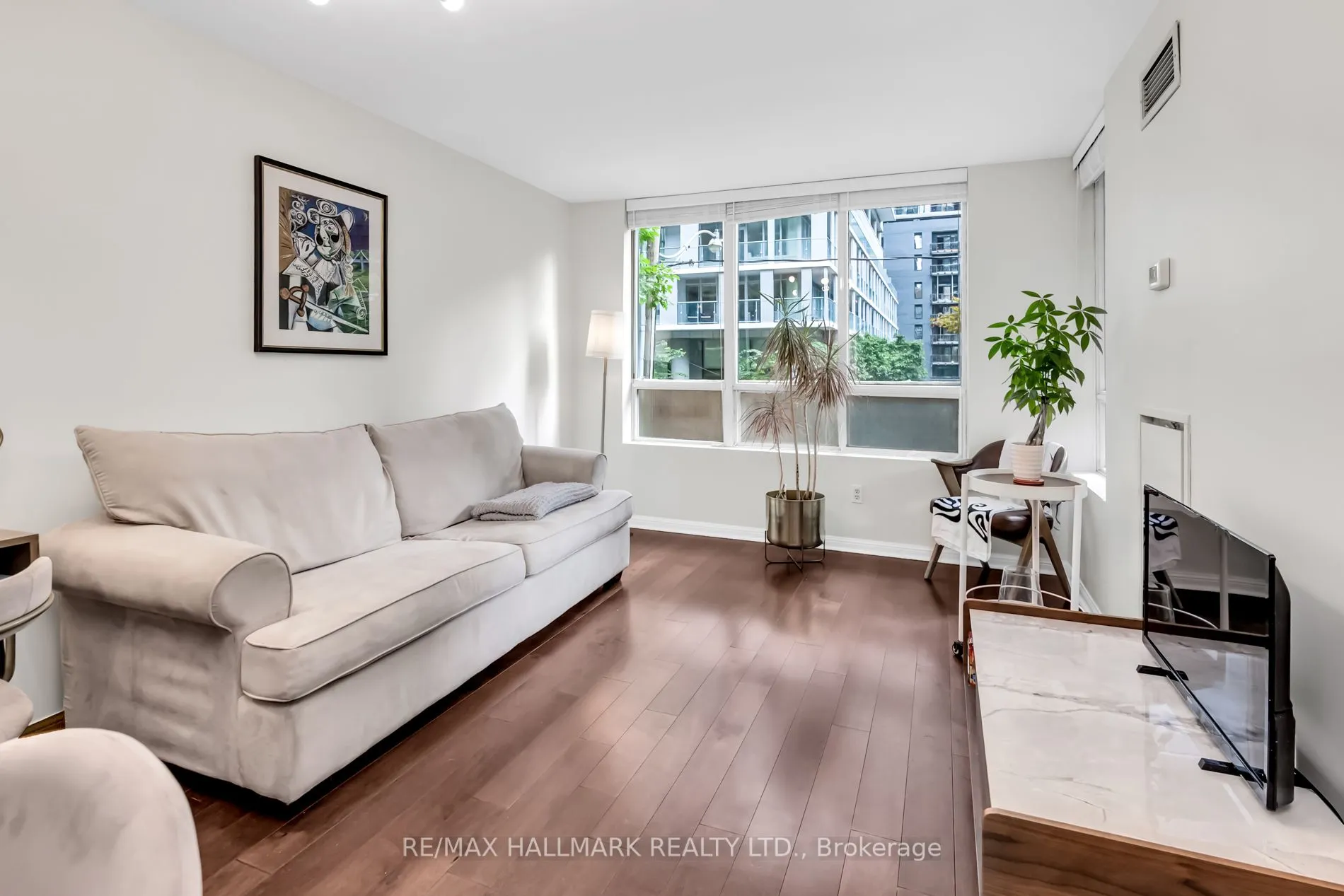 188 Redpath Avenue, #207