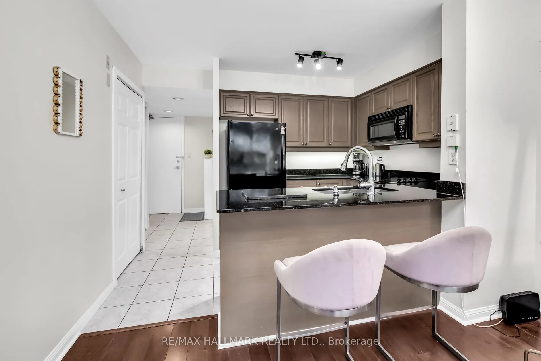 188 Redpath Avenue, #207