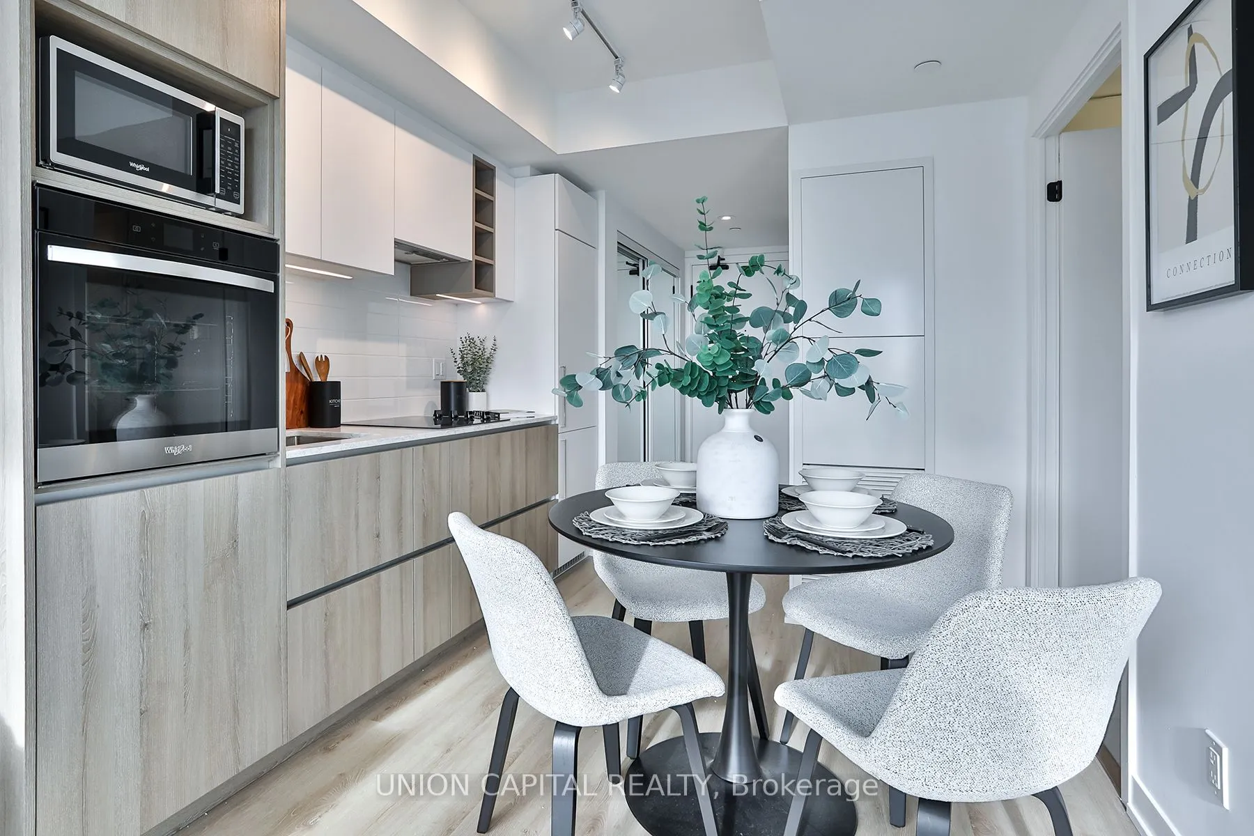 319 Jarvis Street #2916