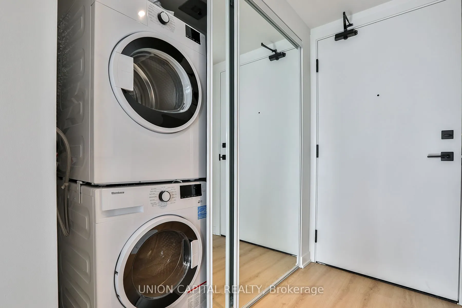 319 Jarvis Street #2916