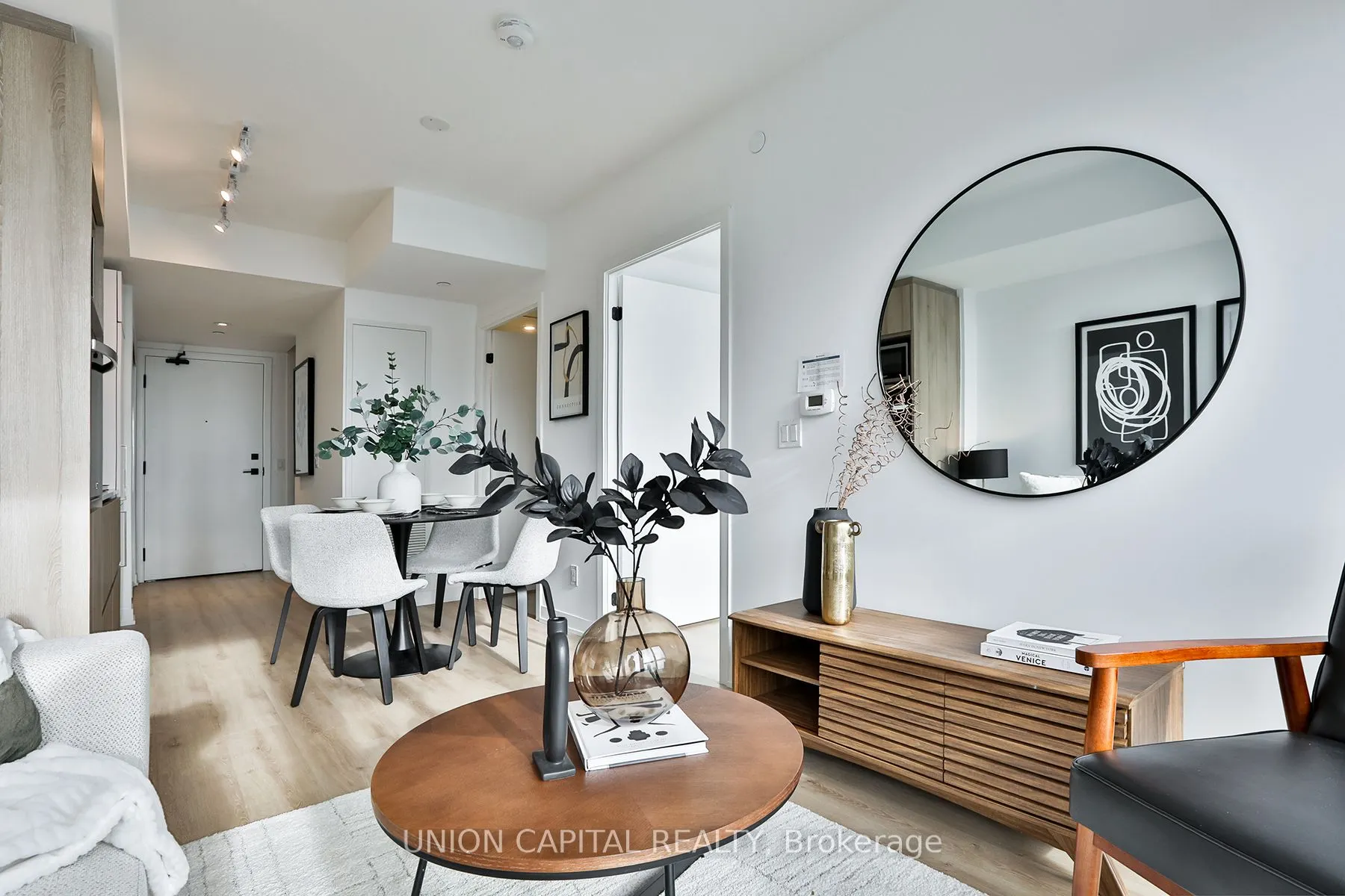 319 Jarvis Street #2916