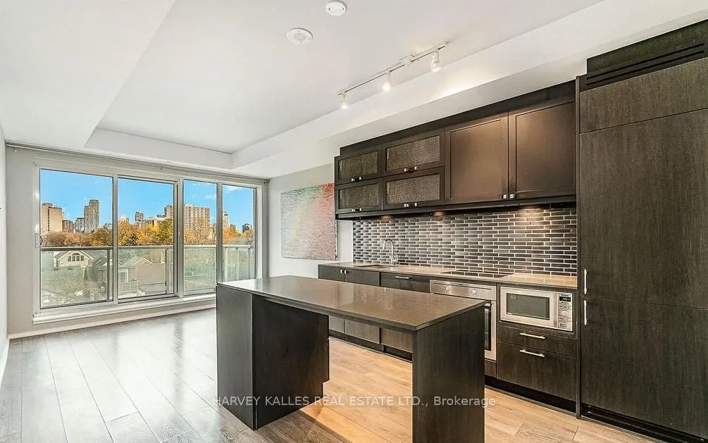 783 Bathurst Street #413