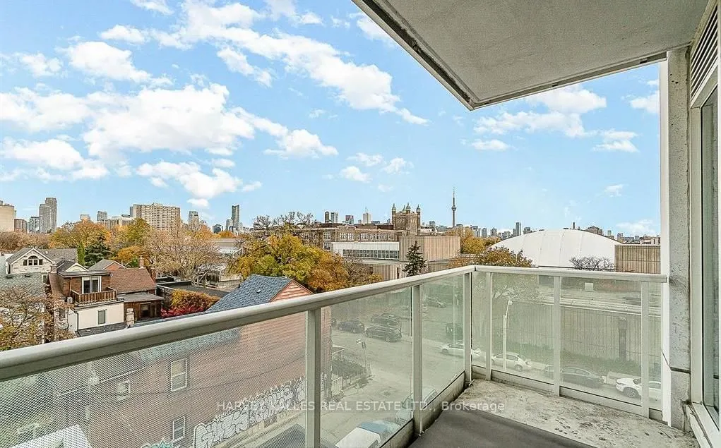 783 Bathurst Street #413