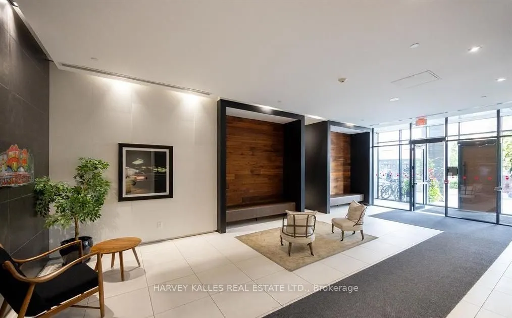 783 Bathurst Street #413