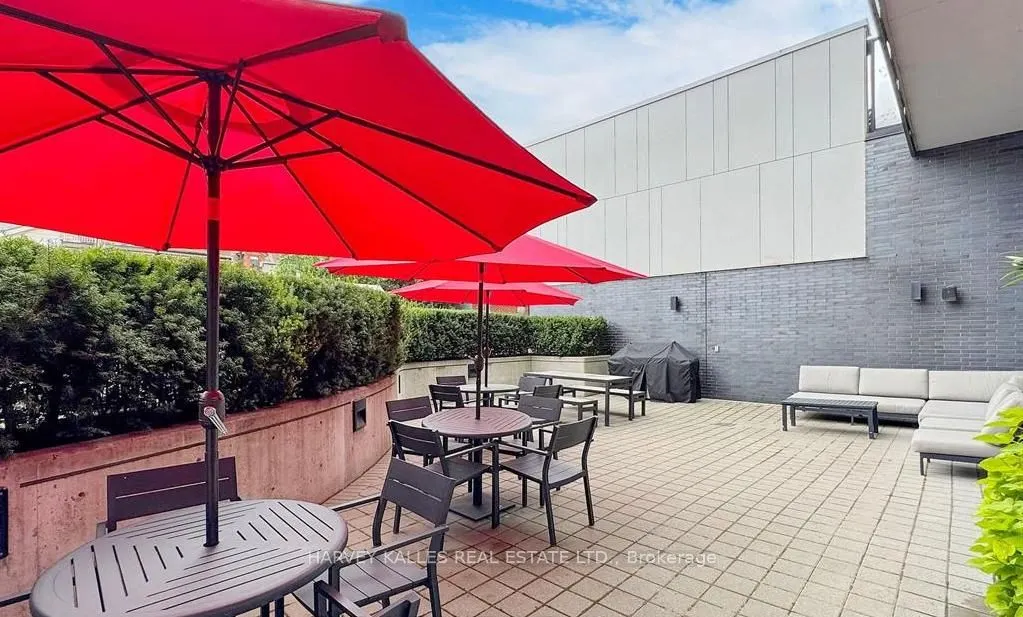 783 Bathurst Street #413