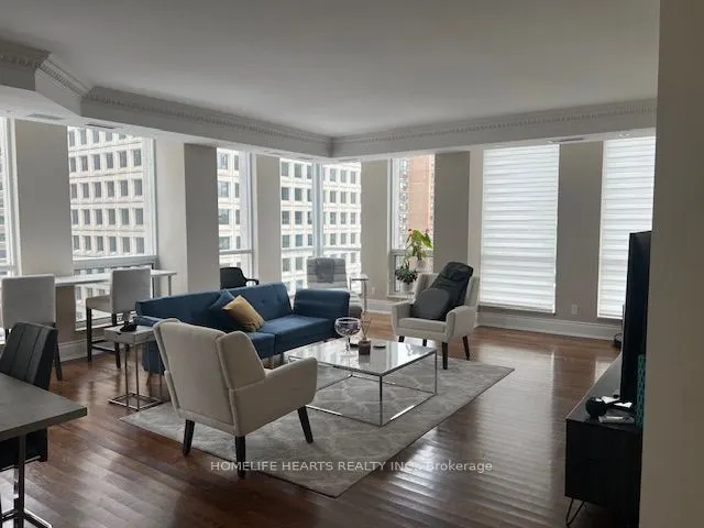 10 Bellair Street #902