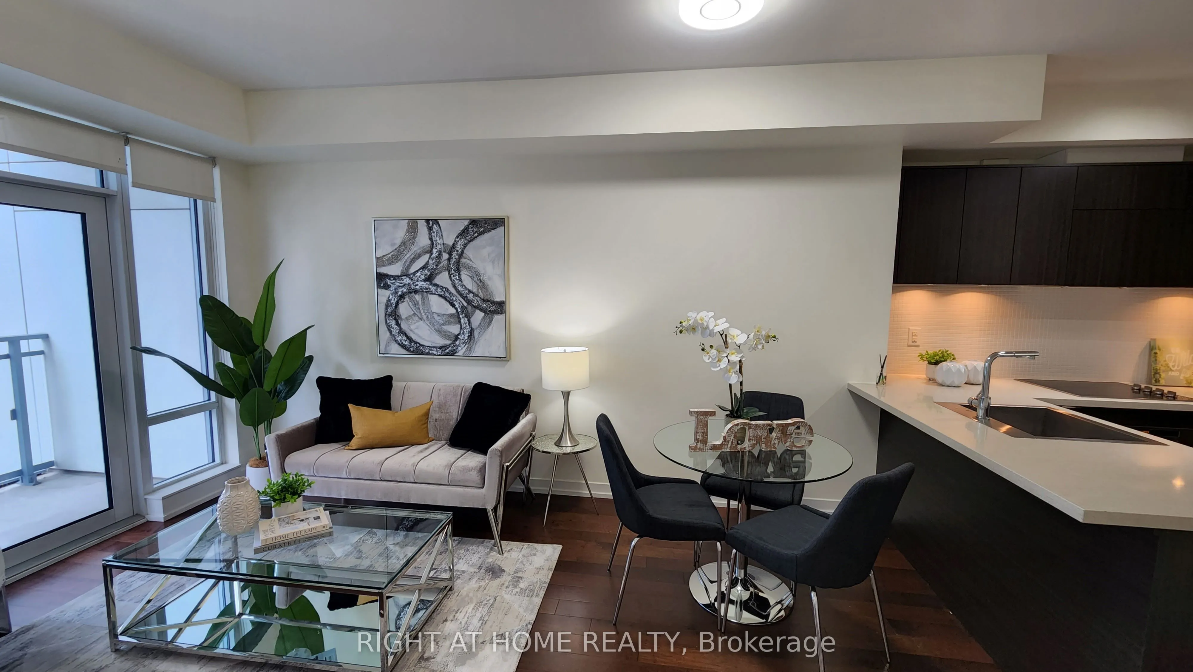 21 Widmer Street, #2901