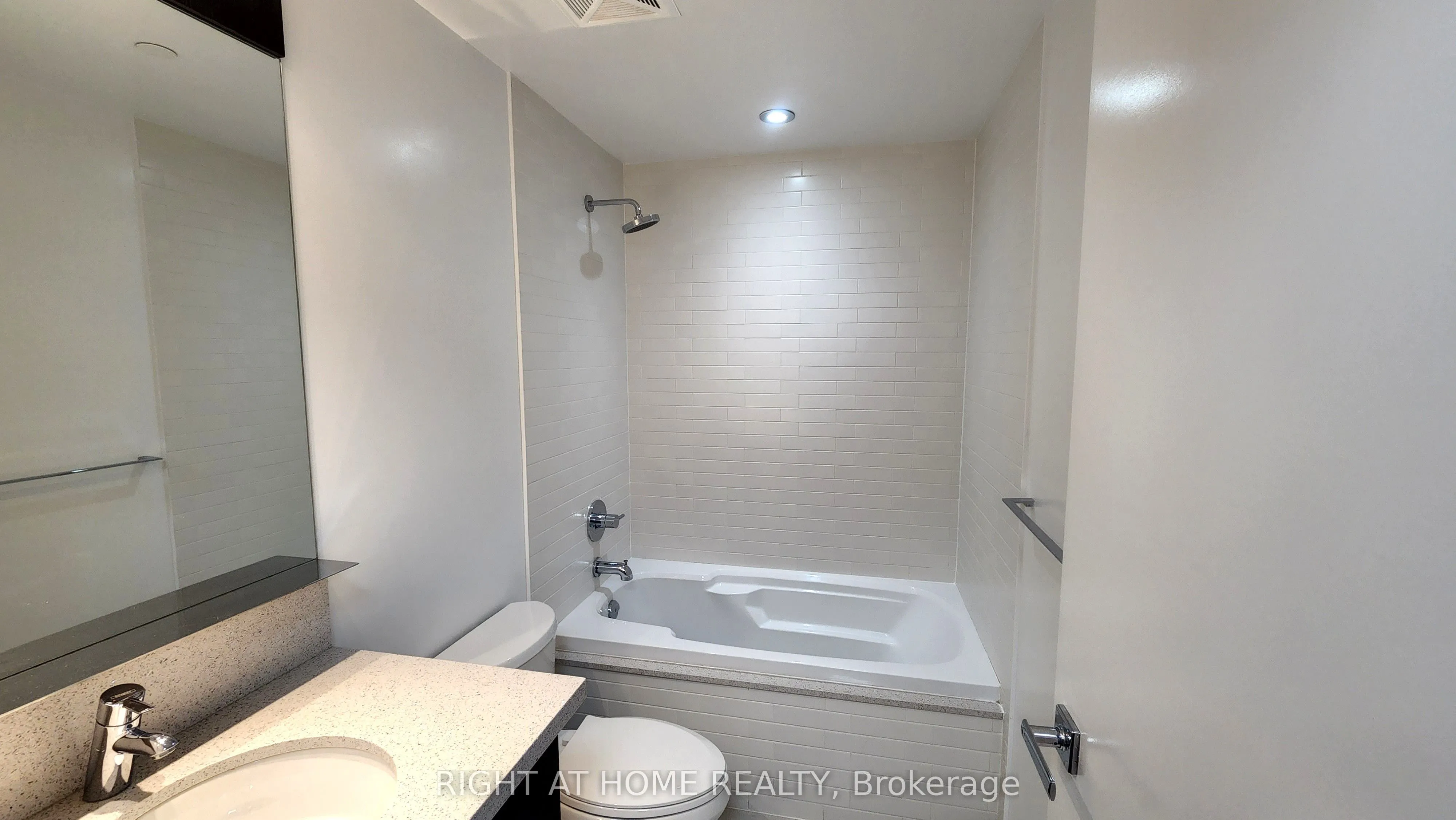 21 Widmer Street, #2901