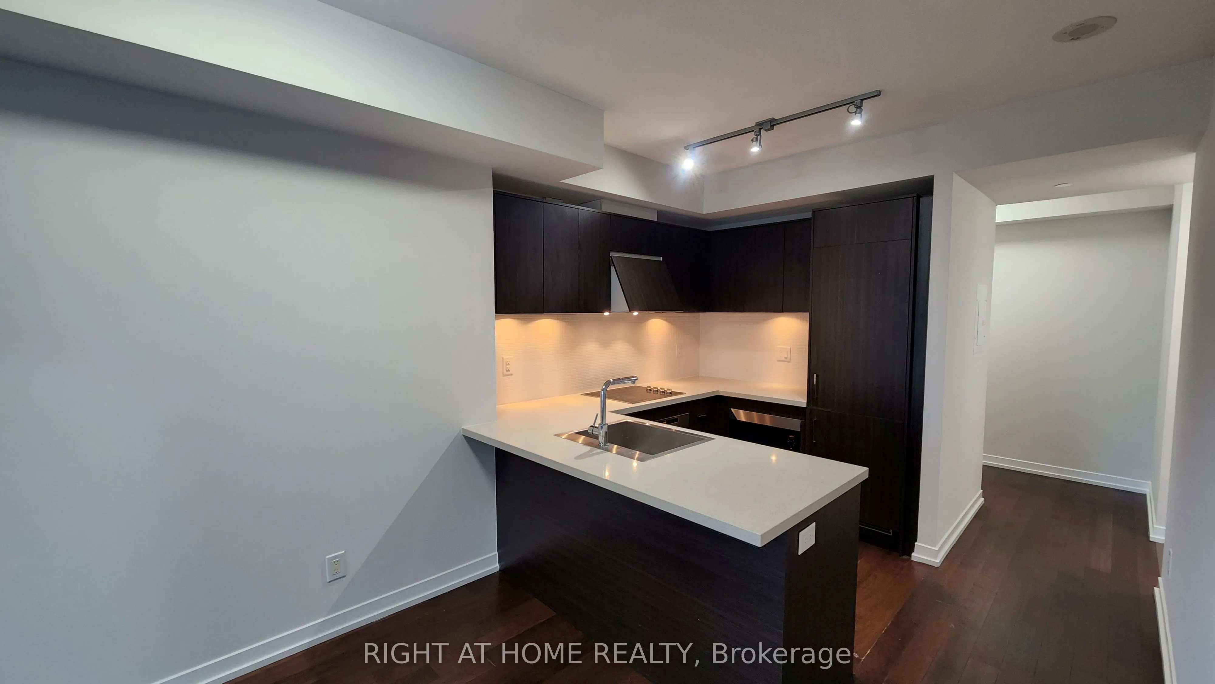 21 Widmer Street, #2901