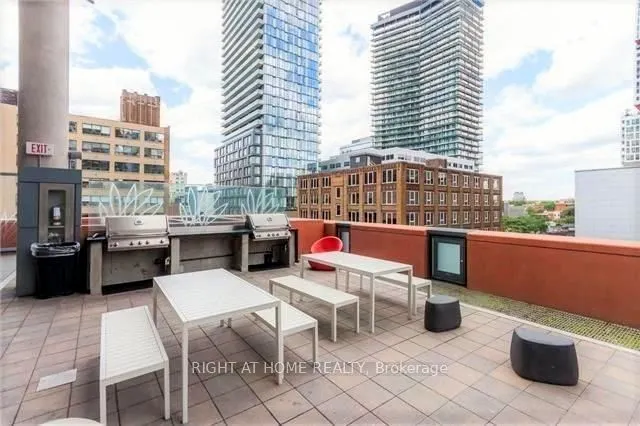 21 Widmer Street, #2901