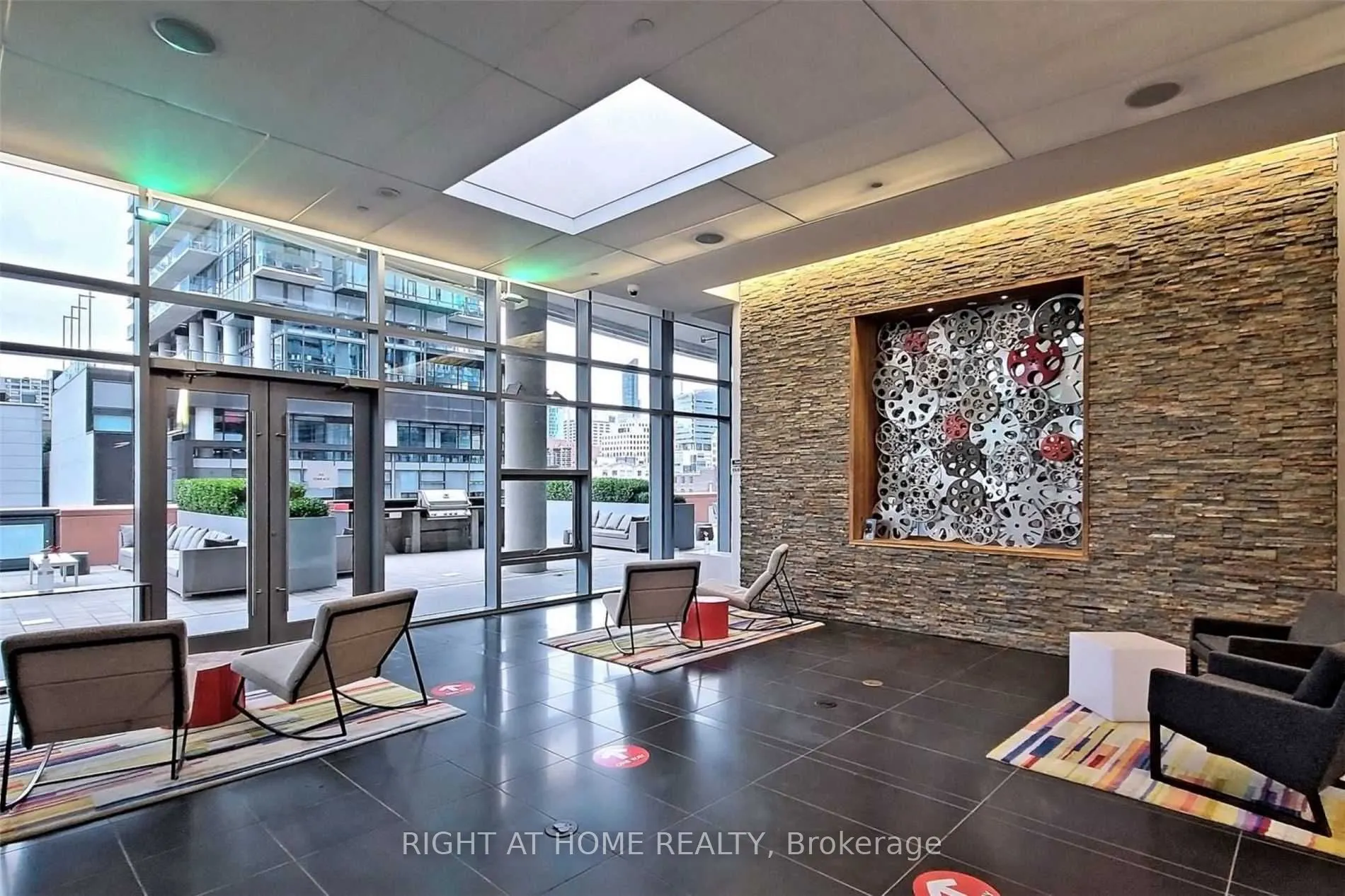 21 Widmer Street, #2901