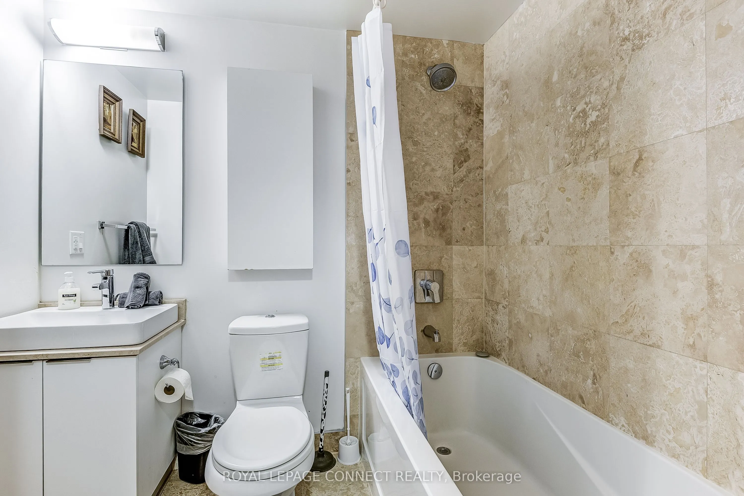 14 York Street #2804